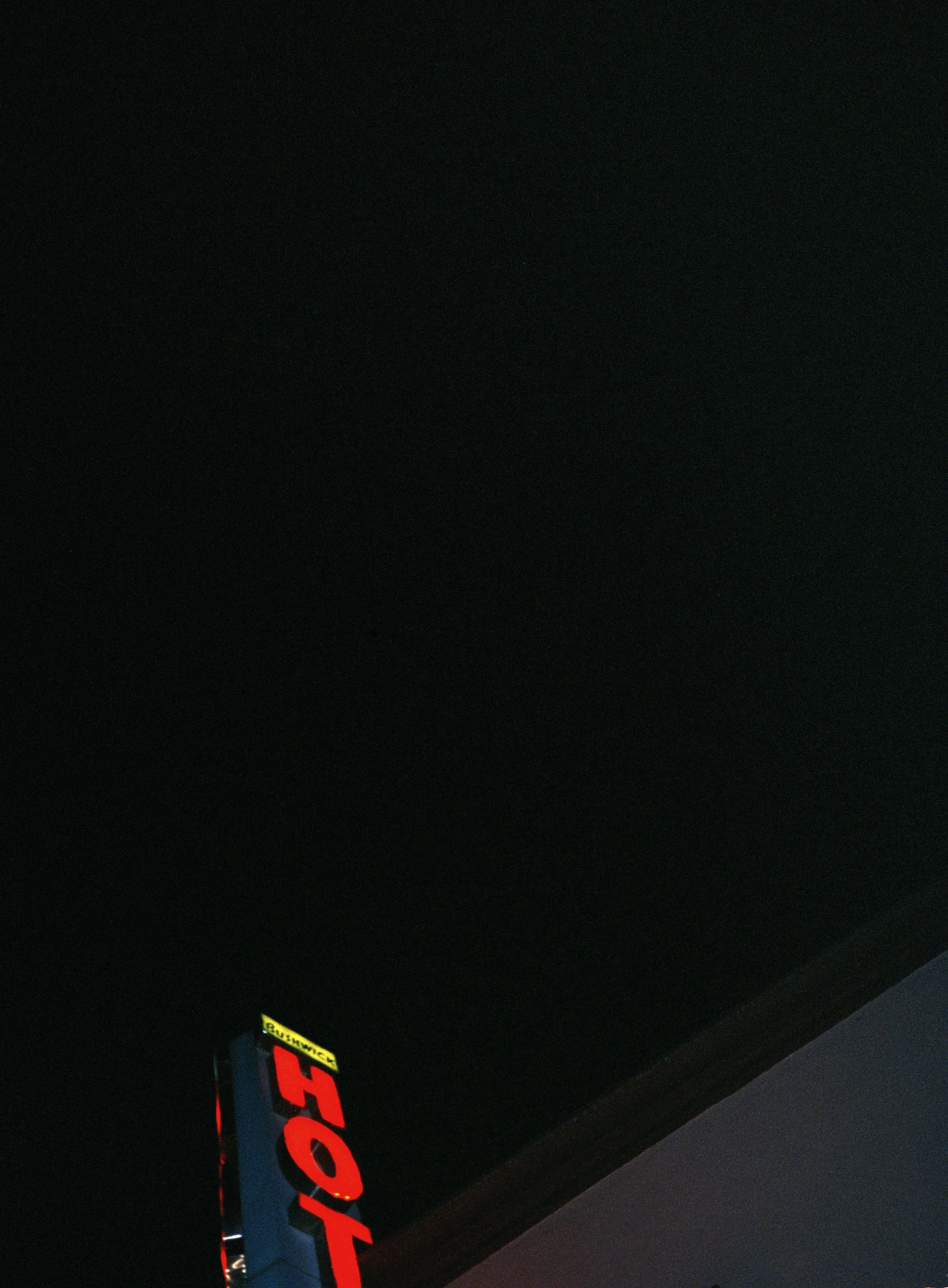 JAKEMOTEL05.jpg