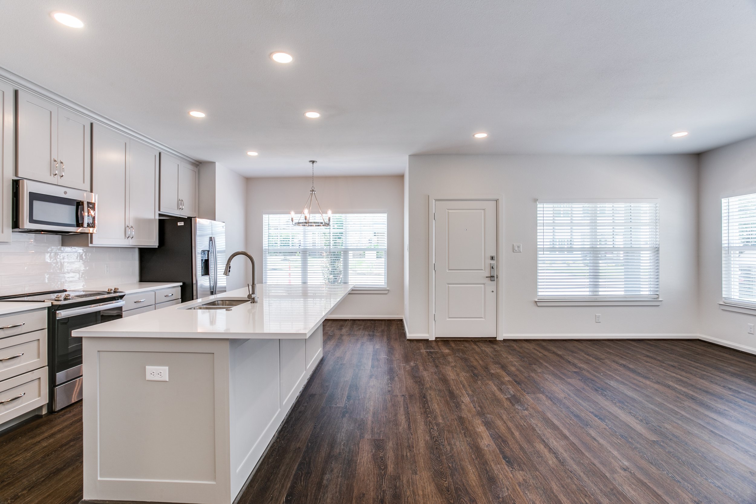 2625-lubbock-ave-fort-worth-tx-76109-High-Res-12.jpg