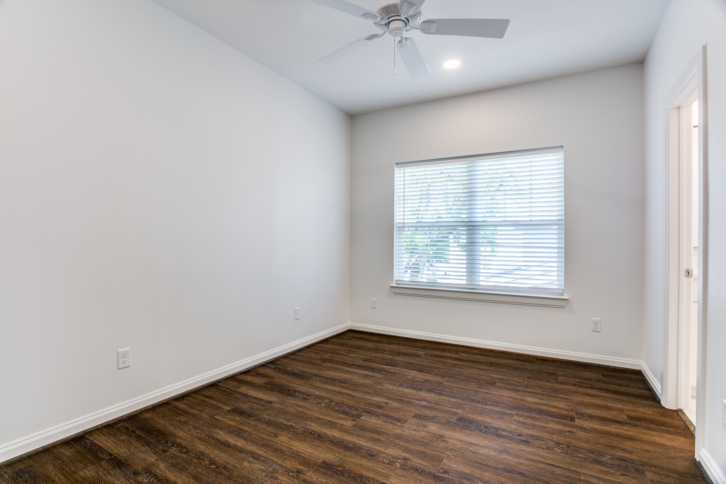 2709-lubbock-ave-fort-worth-tx-76109-High-Res-16.jpg