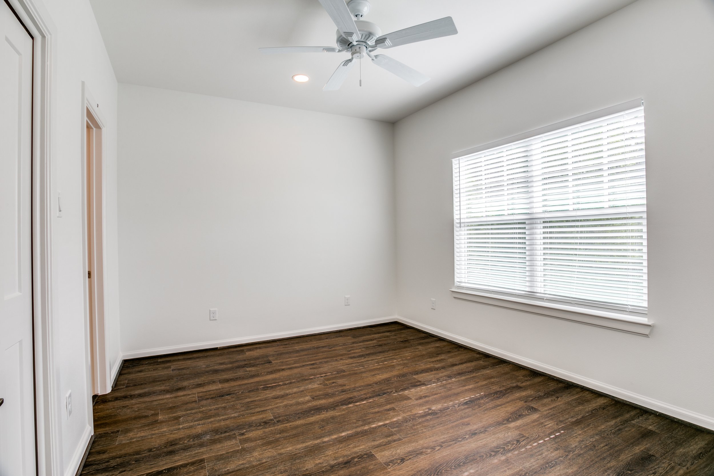 2621-lubbock-ave-fort-worth-tx-76109-High-Res-18.jpg