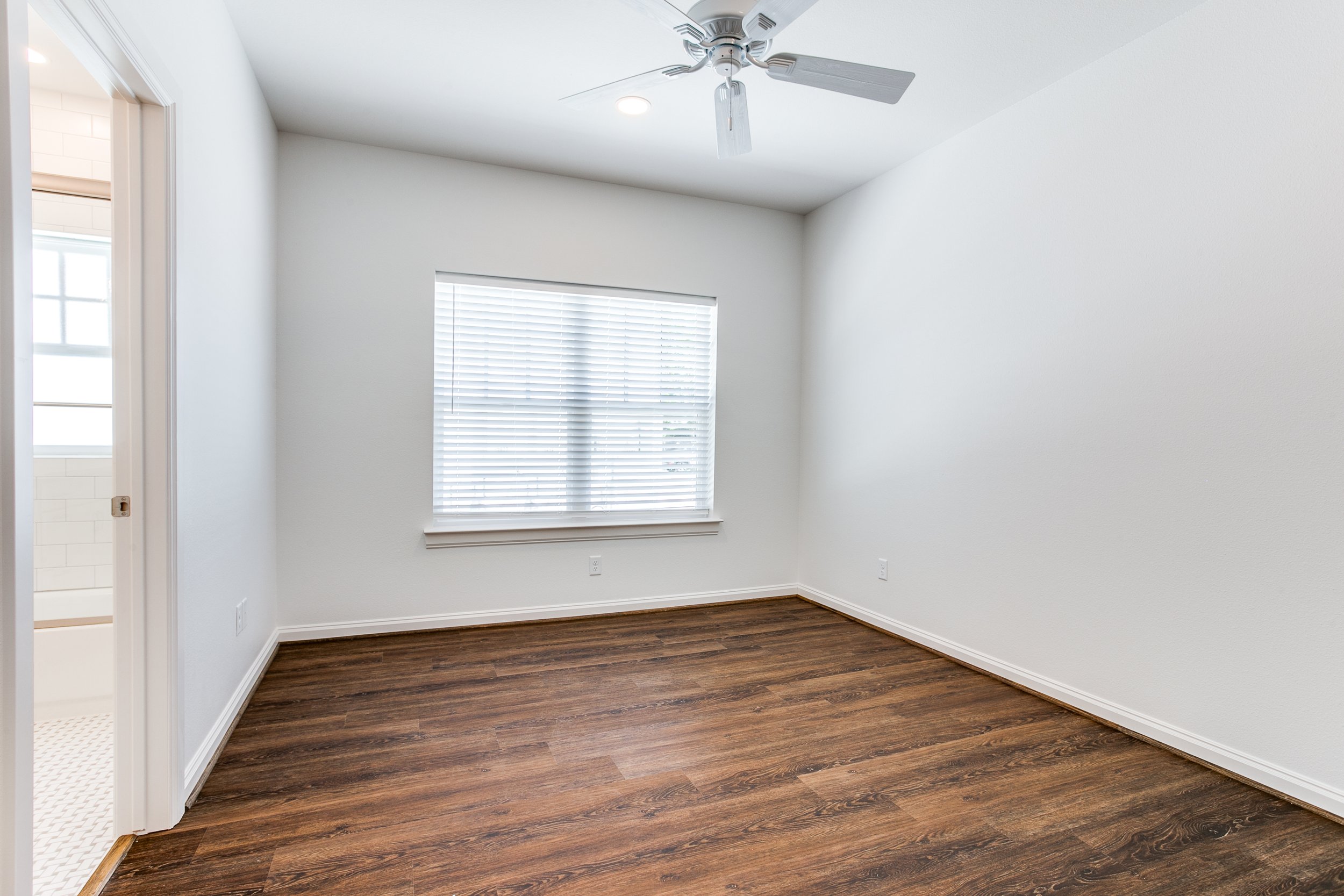 2629-lubbock-ave-fort-worth-tx-76109-High-Res-16.jpg