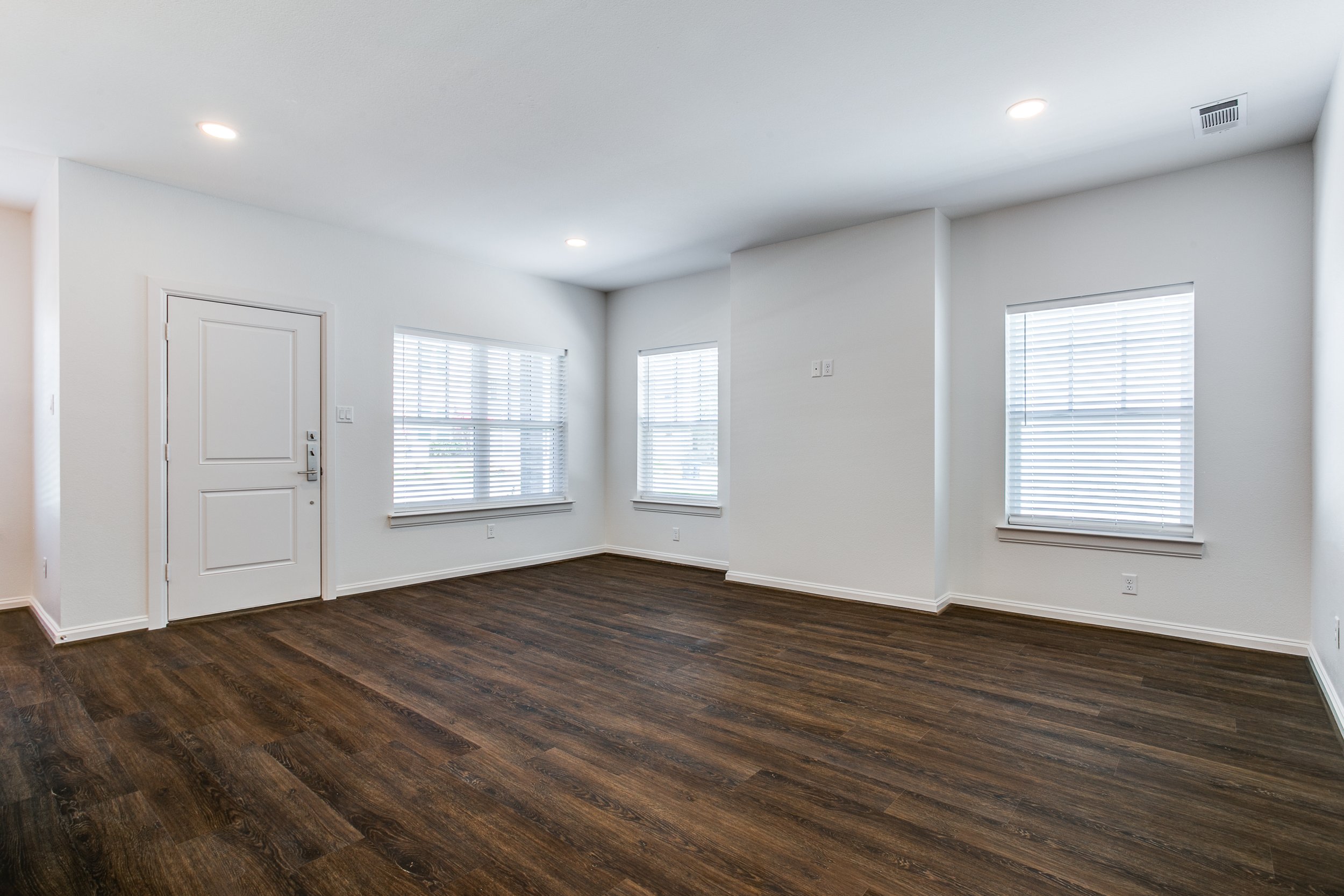 2629-lubbock-ave-fort-worth-tx-76109-High-Res-4.jpg