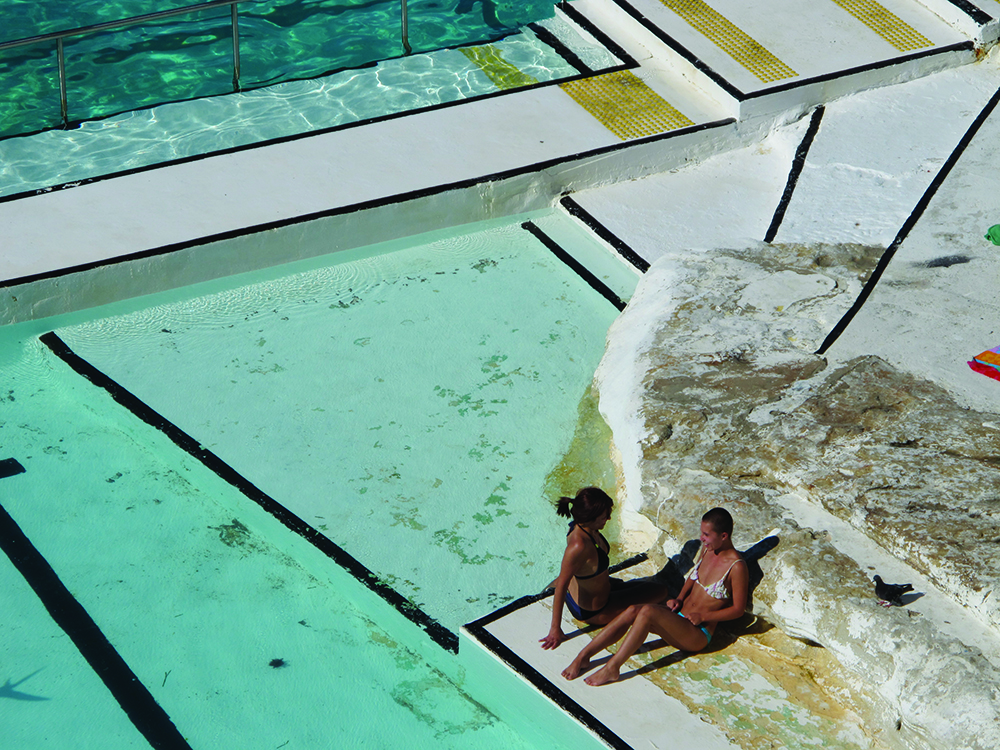   Second Runner-up Award Winner  Virginia Were,  Human Zoo, Bondi Icebergs,  Sydney, 2015, Colour photograph printed on Fuji crystal archive paper, 620 x 830mm 