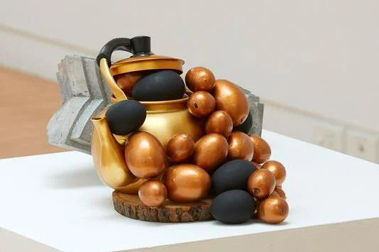 Judy Darragh,  Golden Pot , 2019, Mixed media, Wallace Arts Trust Collection