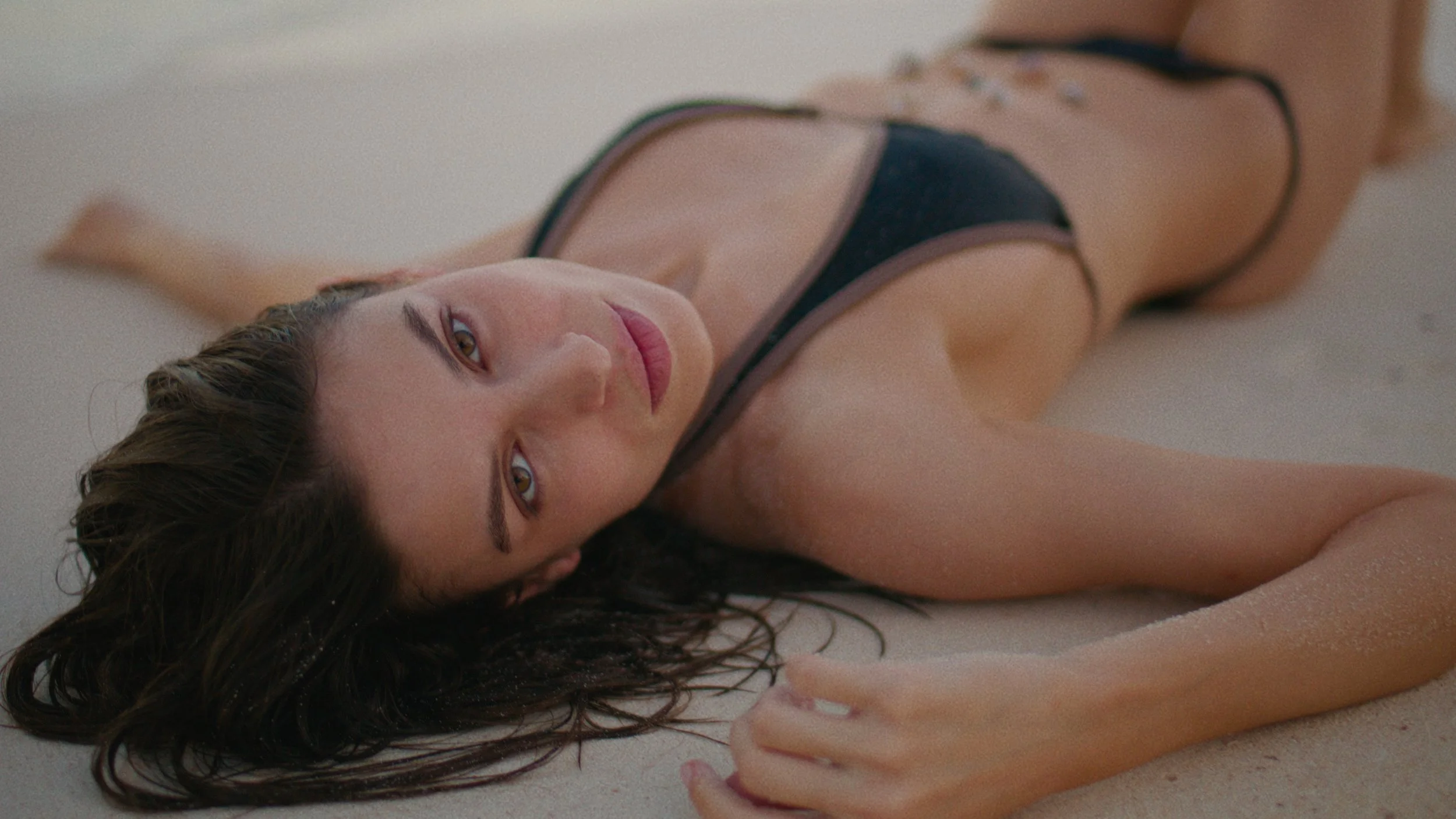 Marta-4k-17x9-V03a.00_00_29_02.Still013-16x9.jpg