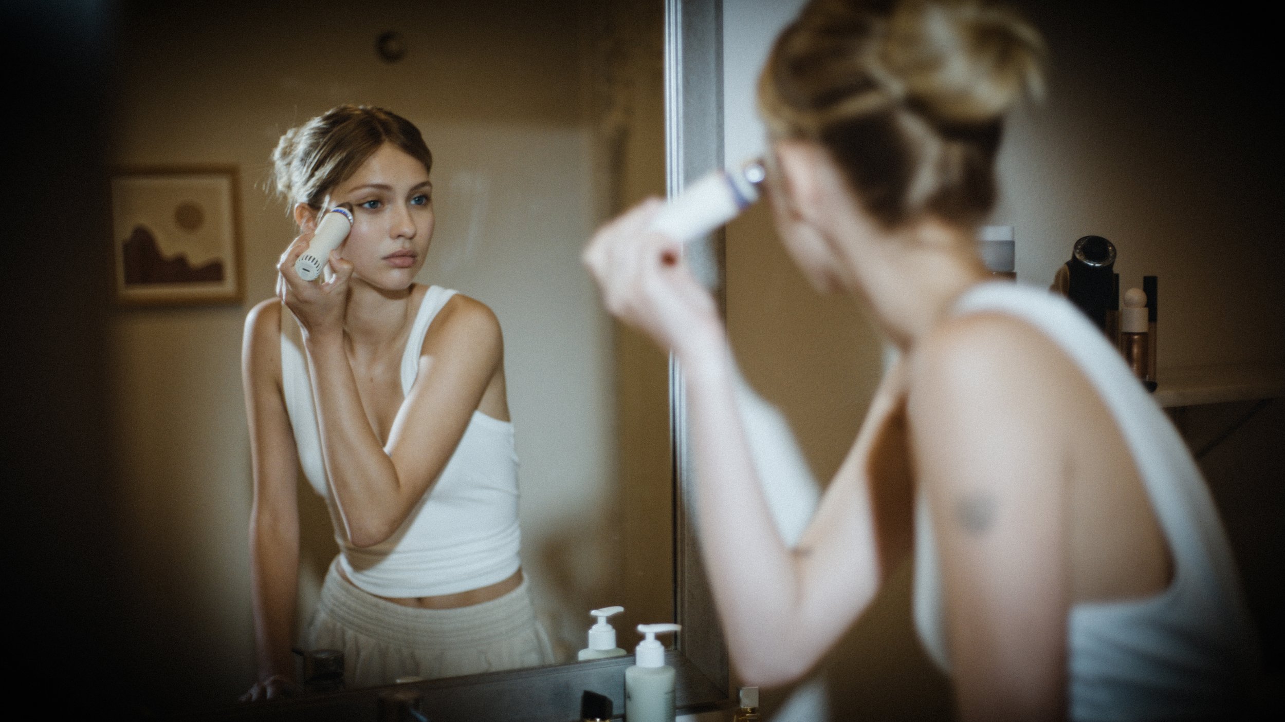   Director : Stuart Lyle &amp; Suzan Ting Director of Photography : Jason Augustine Editor/Color : Alex Pirrone  