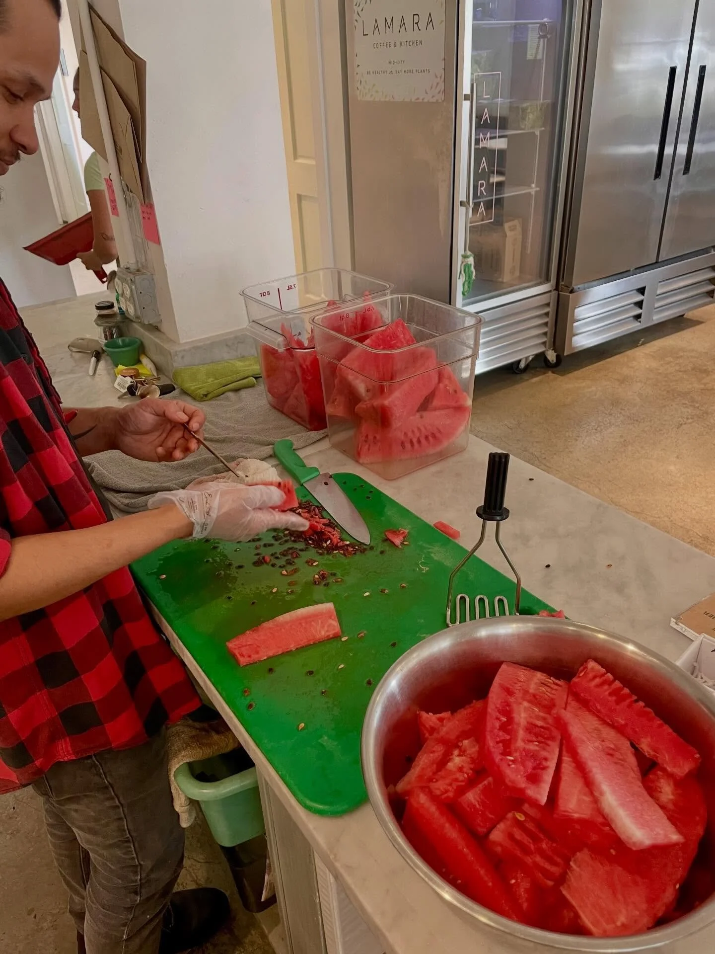 Making a batch of organic Watermeon Fresca for the weekend~ our in house sushi chef, Jesse, is filleting every black seed from this 25lb melon! Thank to Healthier NOLA for this big boy. You can find more watermelon daily under the Claiborne bridge