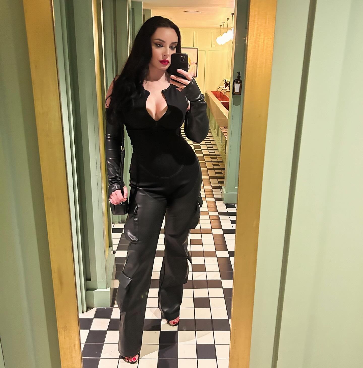 🖤🫶 @manieredevoir