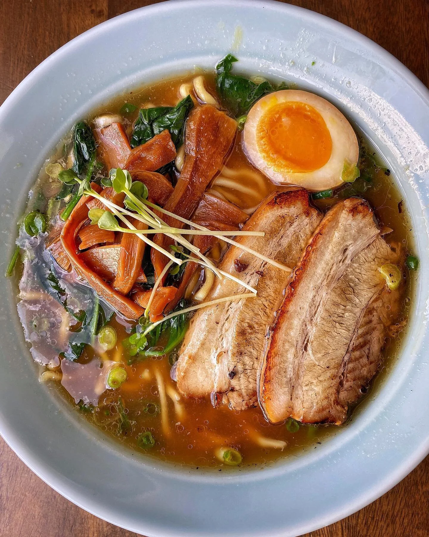 Satisfy your cravings with our Shoyu Ramen tonight and use the LINK in our bio to order Takeout or Delivery with us! 🍜🙌 We're also available on @Grubhub, @ChowNow, @Postmates, @UberEats and @DoorDash! 📲🏠 #hironoricraftramen