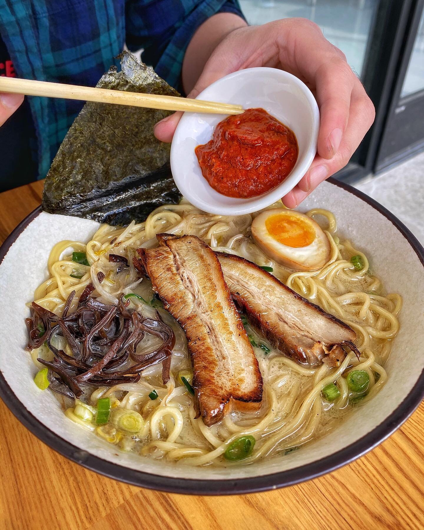 Can you name a better way to start the week off❓ Have our Tonkotsu Ramen ordered ordered for Outside Dining at our Irvine location 😋🙌 You can also order by using the LINK in our bio for Takeout and Delivery! 🚗💨 #hironoriramen