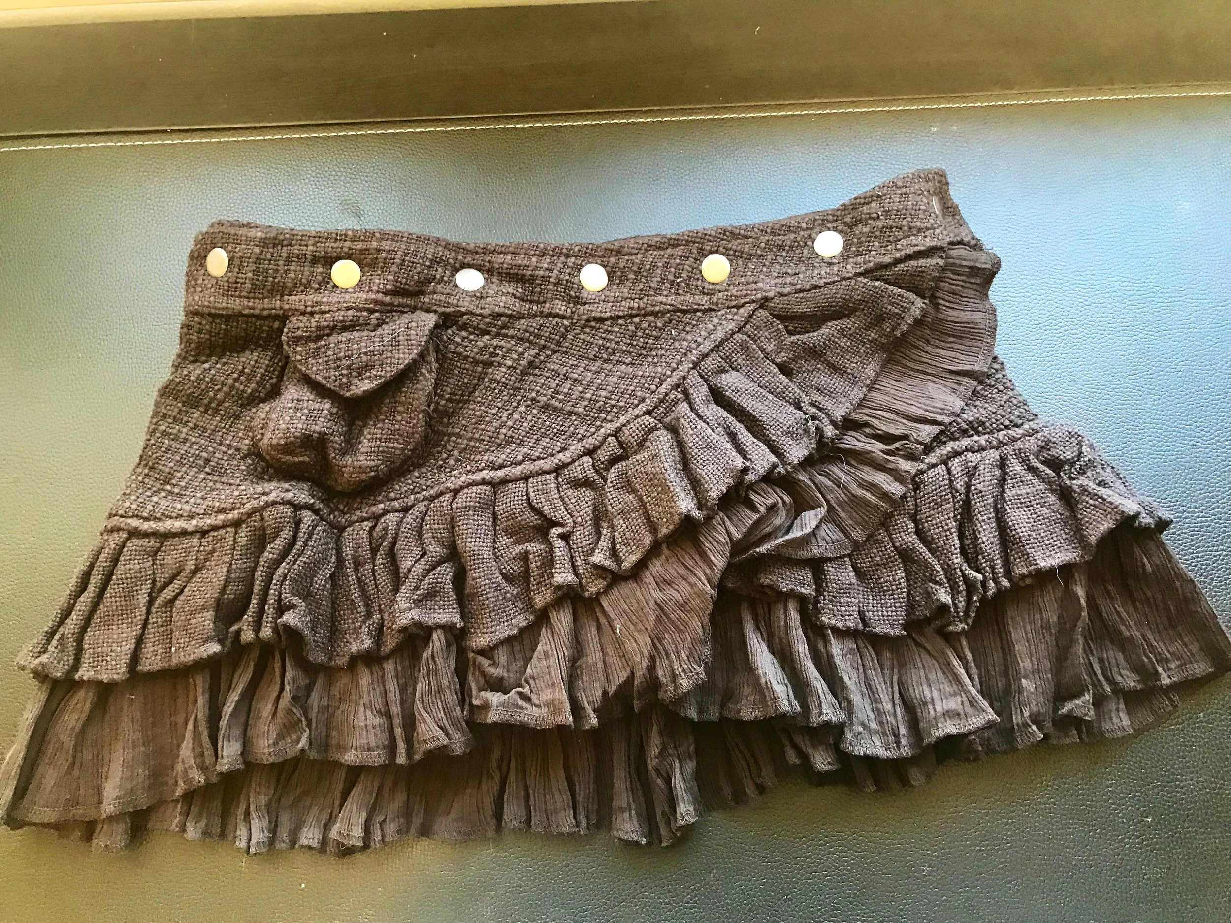 darkbrownskirt.jpg