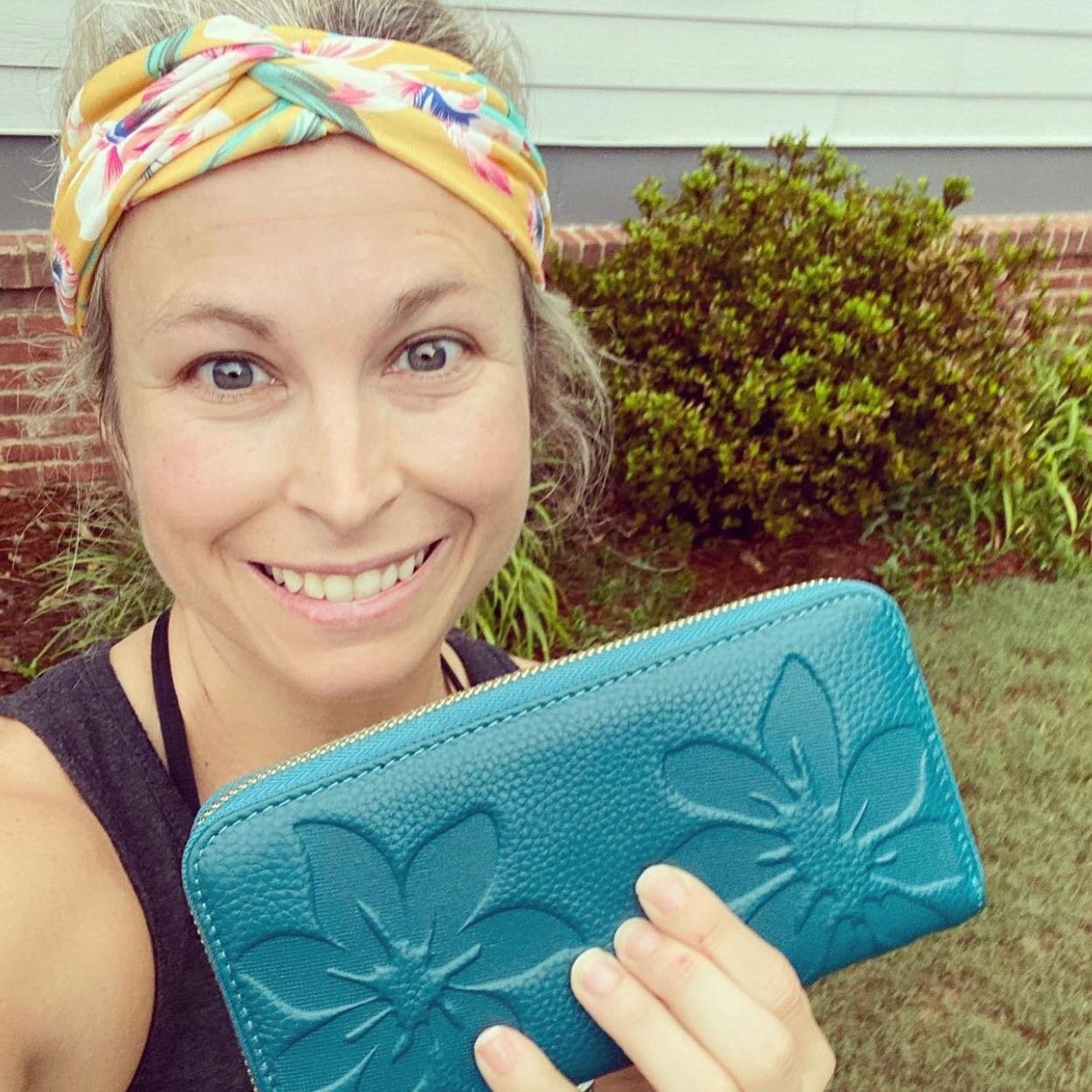 Happy Customer Alert! @whitparks writes &ldquo; This wallet is like a dream, I&rsquo;ve been searching for one like this for years! Functional and very pretty! &ldquo;. 

So happy you love it! New leather flower wallets are $39 with free shipping! &h