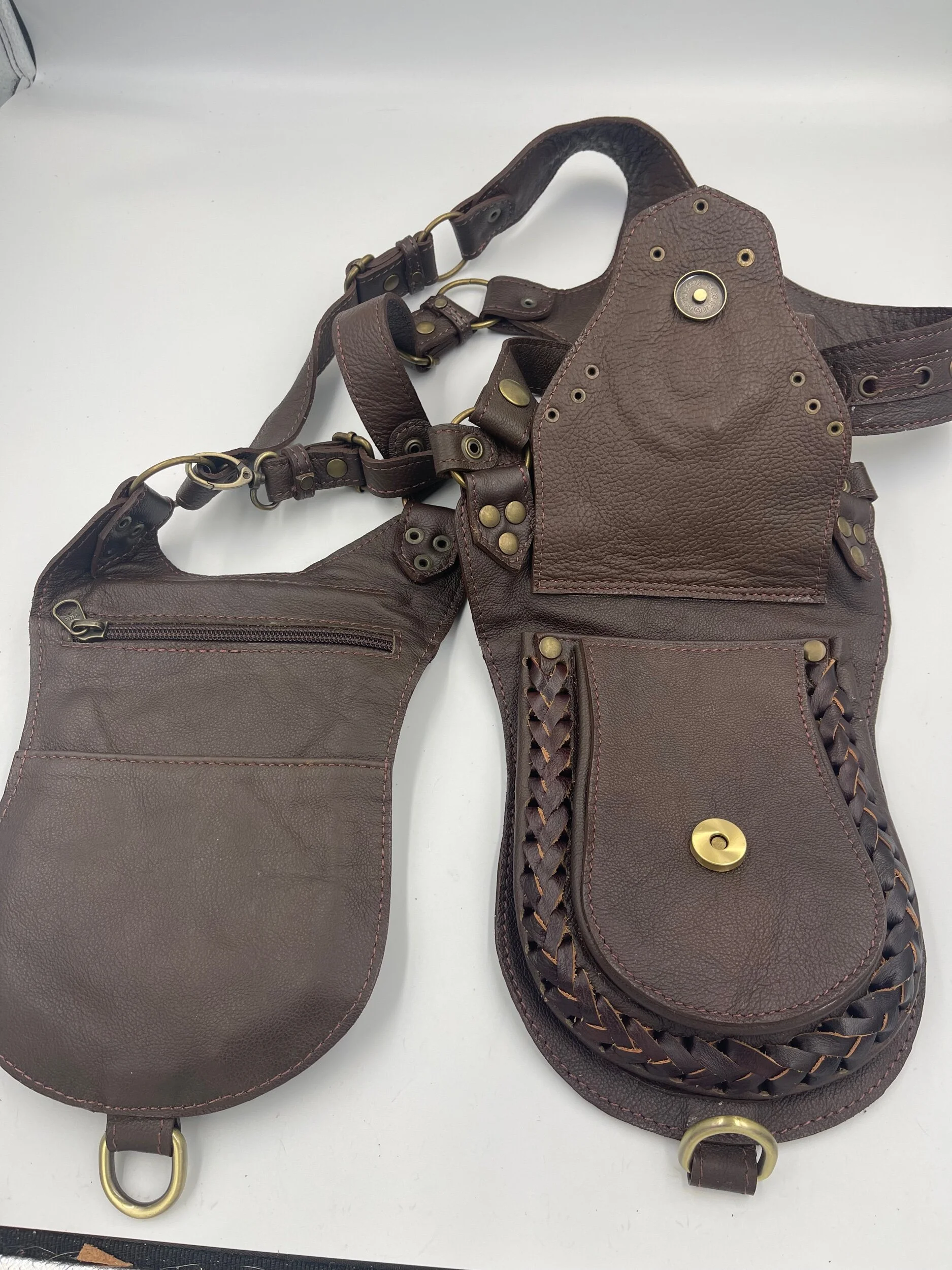 5B83C7D1-5A99-46B5-99B0-CD5DEE0AF4C3