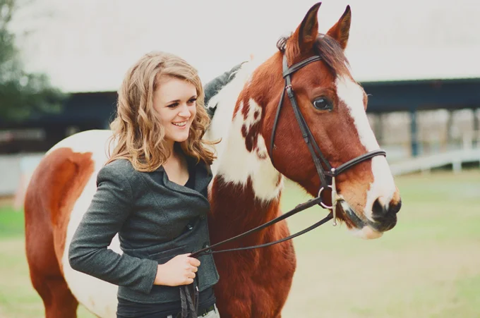 Riding in Pearland Tx - Senior Portraits