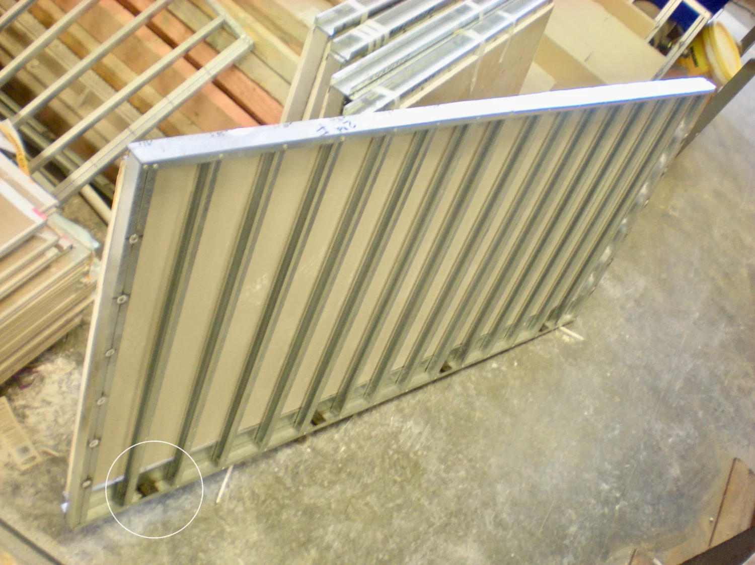 R&amp;D – Light steel framed test wall with seismic devices 