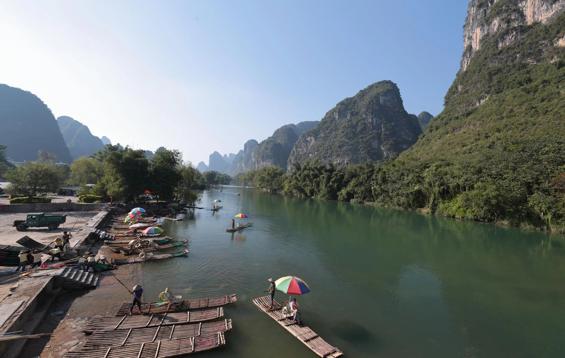 Touring in Lu Yong River. Landscape EDPI. Li Ting Jiang