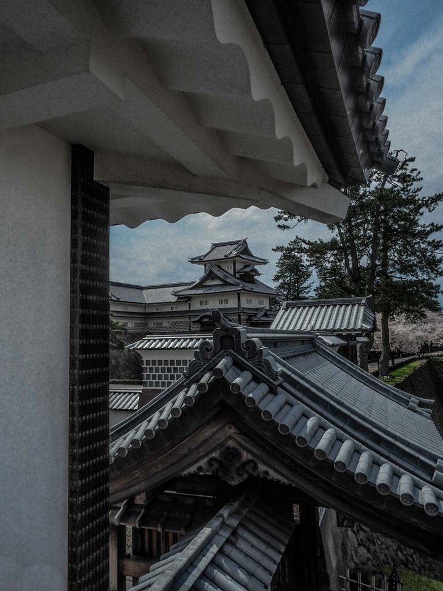 Kanzawa Castle Rooftops. Open. Jill Robertson