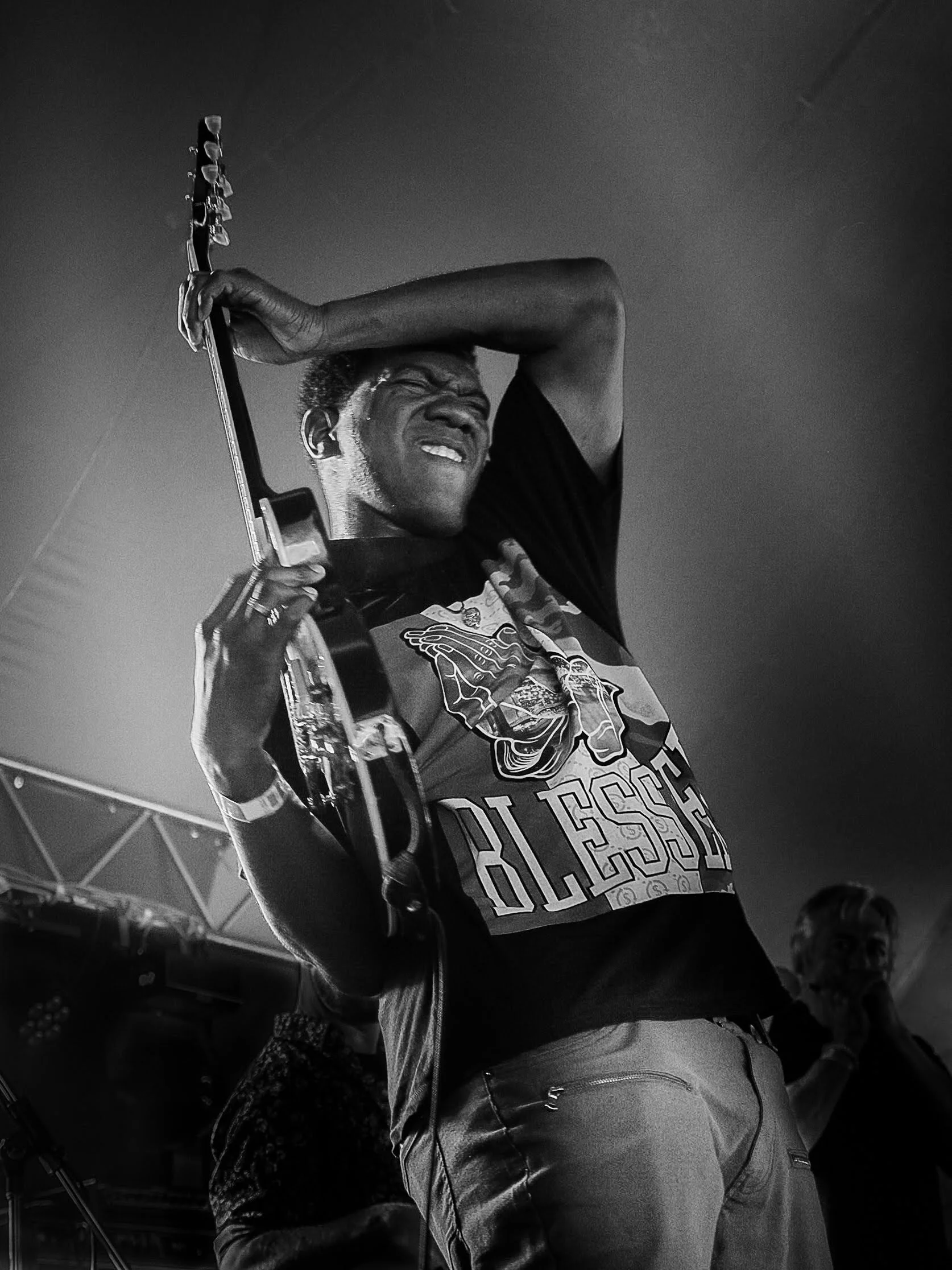Jill Robertson: Playing it like Hendrix