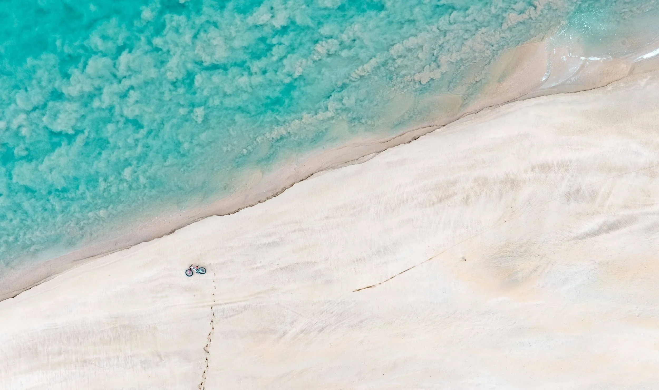 004_Bike on the beach_Nicky Walker.jpg
