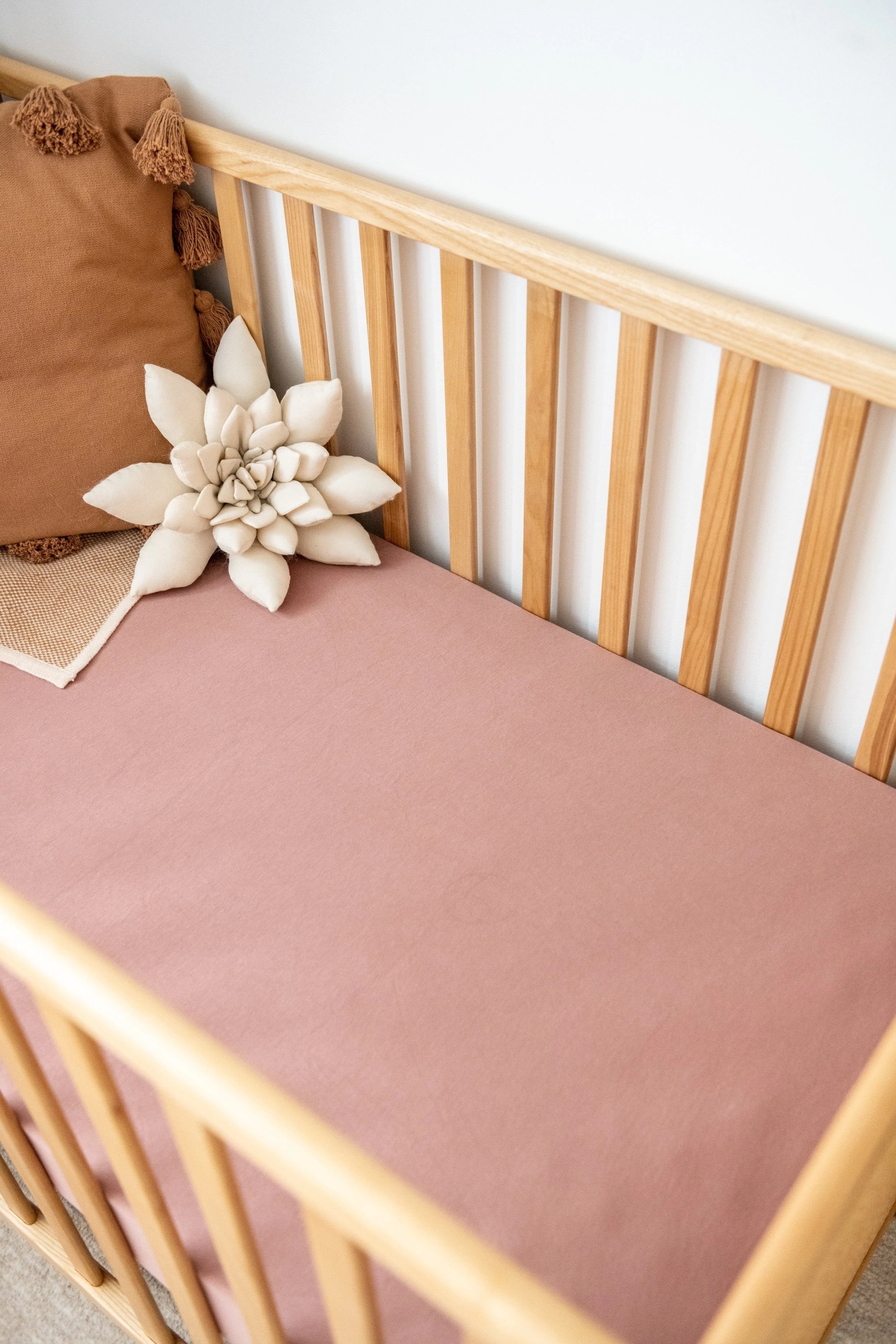 Kiin. Baby Organic Cot Sheet — Hello Blossom Bouquets