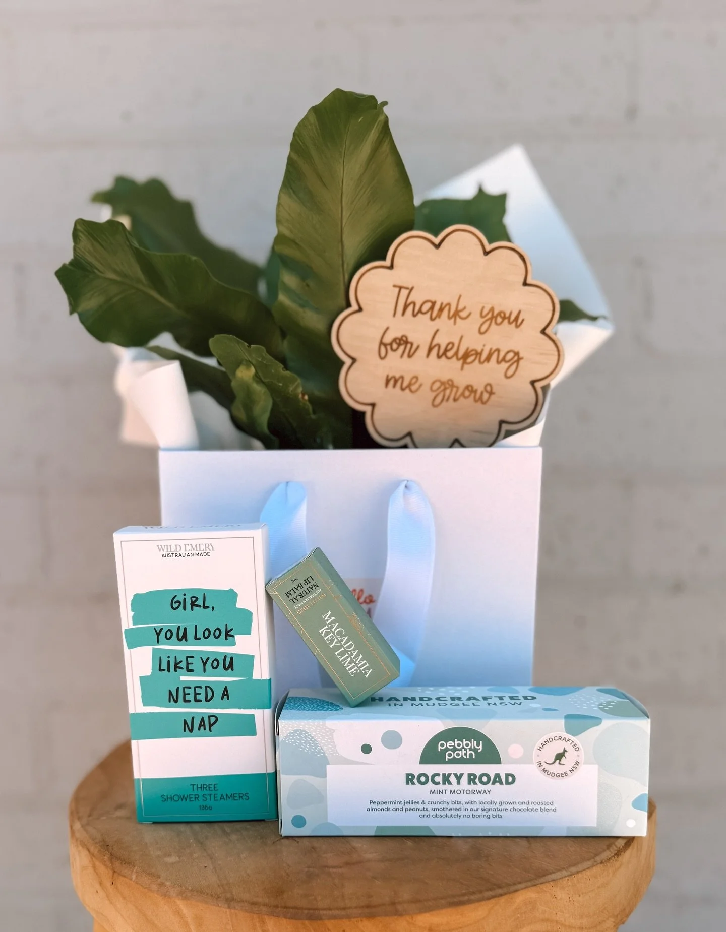 H A M P E R S 

If you&rsquo;ve been meaning to sort the teacher gift&hellip; but somehow it&rsquo;s suddenly Week 10 and you&rsquo;re still winging life on caffeine and prayer &mdash; girl, SAME.

Lucky for you, we made the easiest, cutest, most &ld