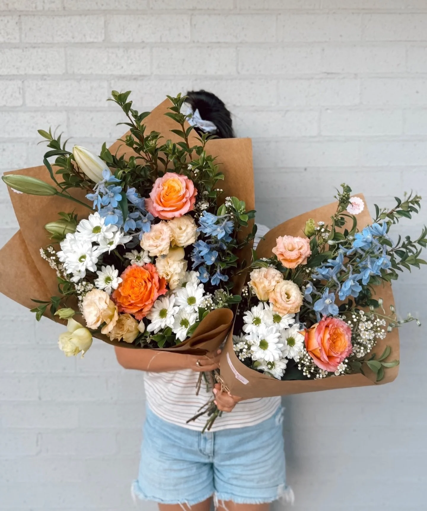 F R I Y A Y 

Floaty, feel-good and a little bit magical 🌈✨
This one feels like sunshine, fresh air and zero responsibilities.

Friday&rsquo;s bunch is bringing dreamy pastels, soft textures and happy hippy energy &mdash; the kind that instantly lif