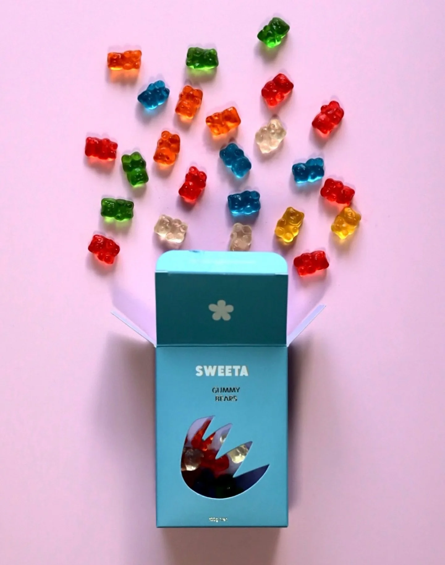 G U M M Y.  B E A R S.

Ohhh these little legends 😍🍬

Juicy. Chewy. Dangerously more-ish.
These Sweeta gummy bears are the kind of gift that looks sweet and then mysteriously disappears five minutes later 👀

Perfect for:
✨ adding to flowers
✨ popp