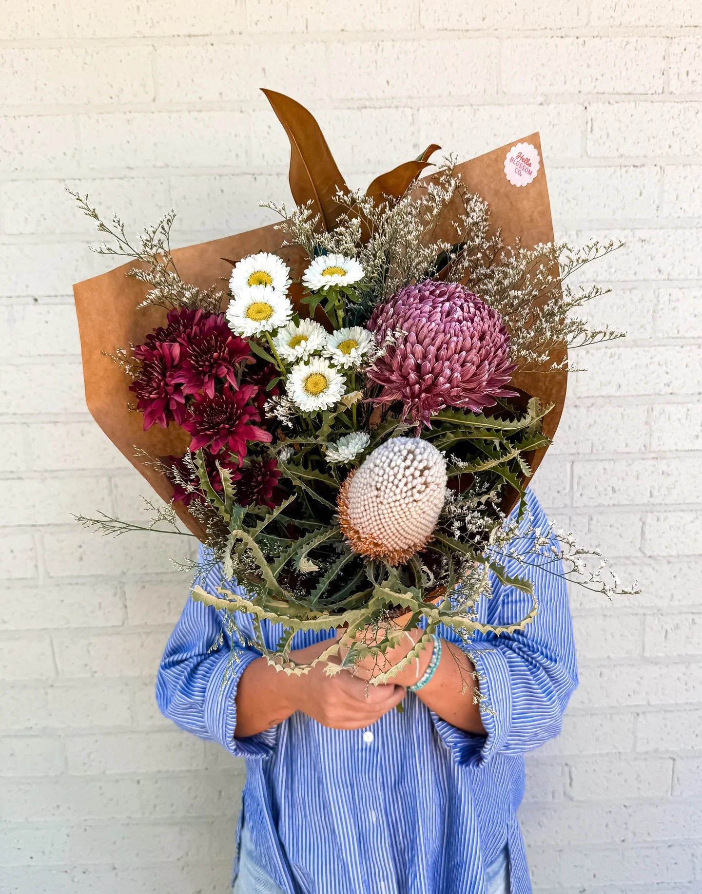 T H U R S D A Y

Not your average bunch&hellip; she&rsquo;s got a bit of spice, a bit of sass and absolutely no interest in blending in 🌿🔥

Today&rsquo;s bunch is bringing texture, depth and that wild, untamed vibe (like you after one iced coffee t