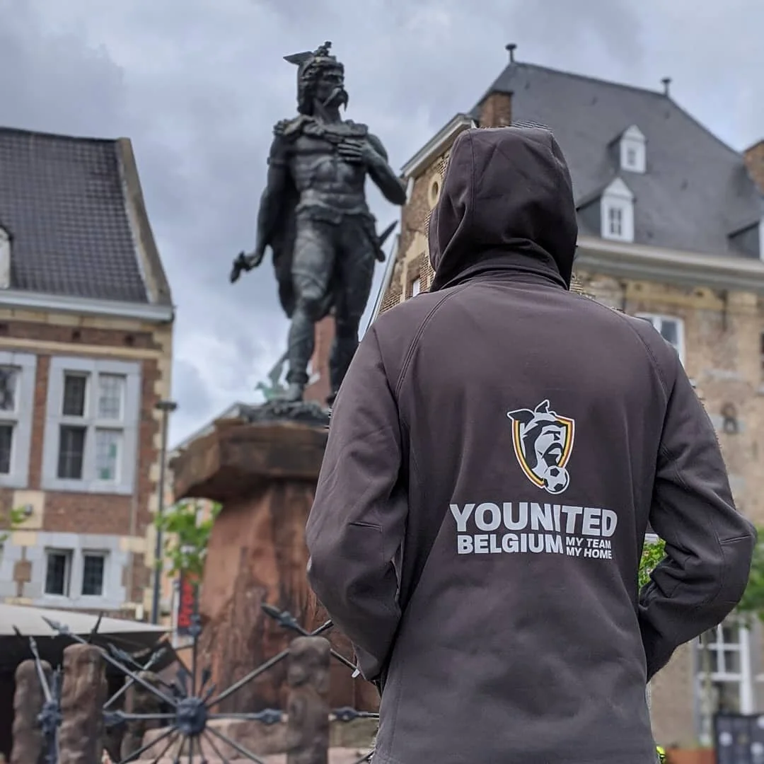 Nous cherchons un nouveau / une nouvelle collègue