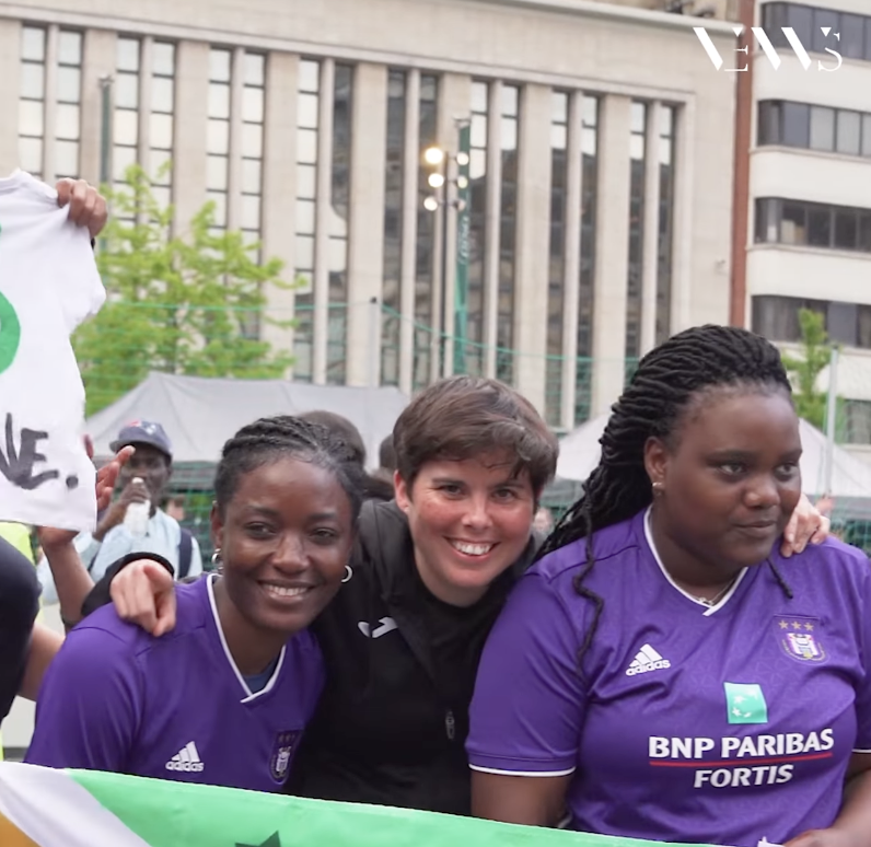 Reportage over Florence en haar ploeg