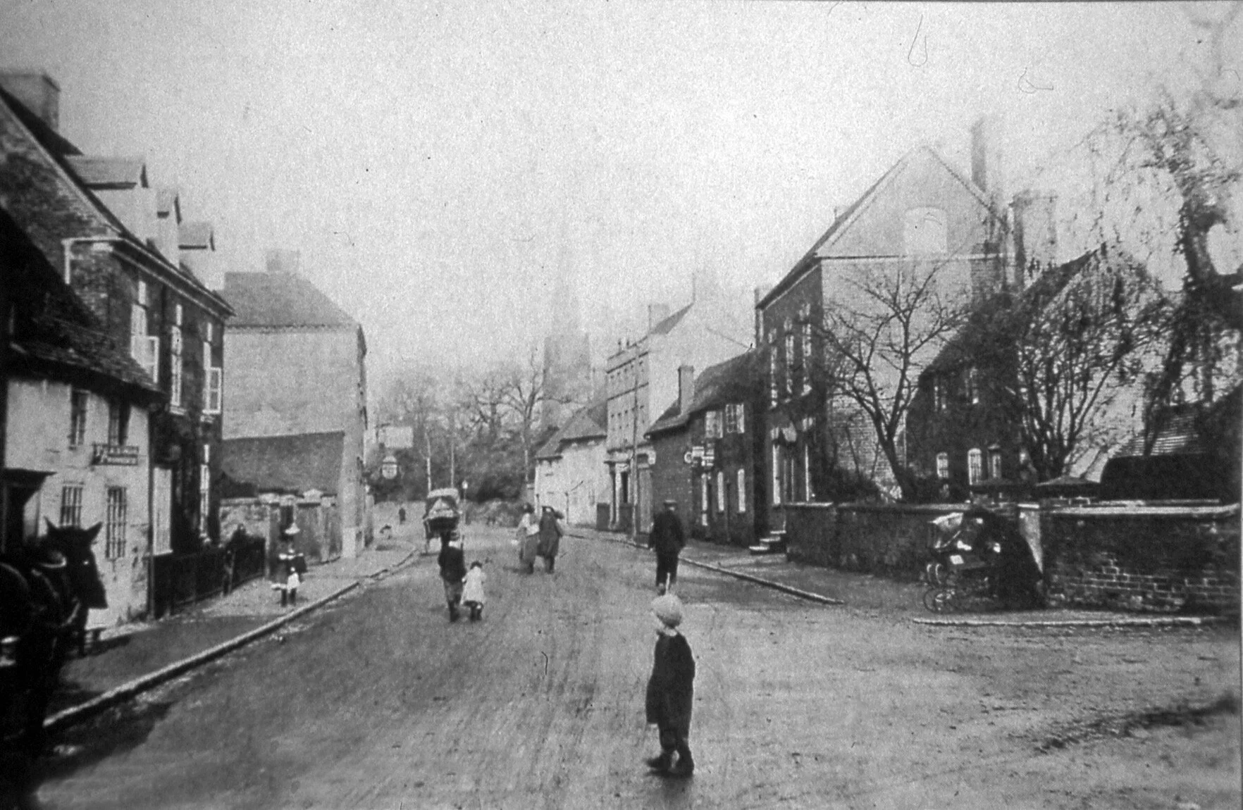 High Street (Around 1900’s)