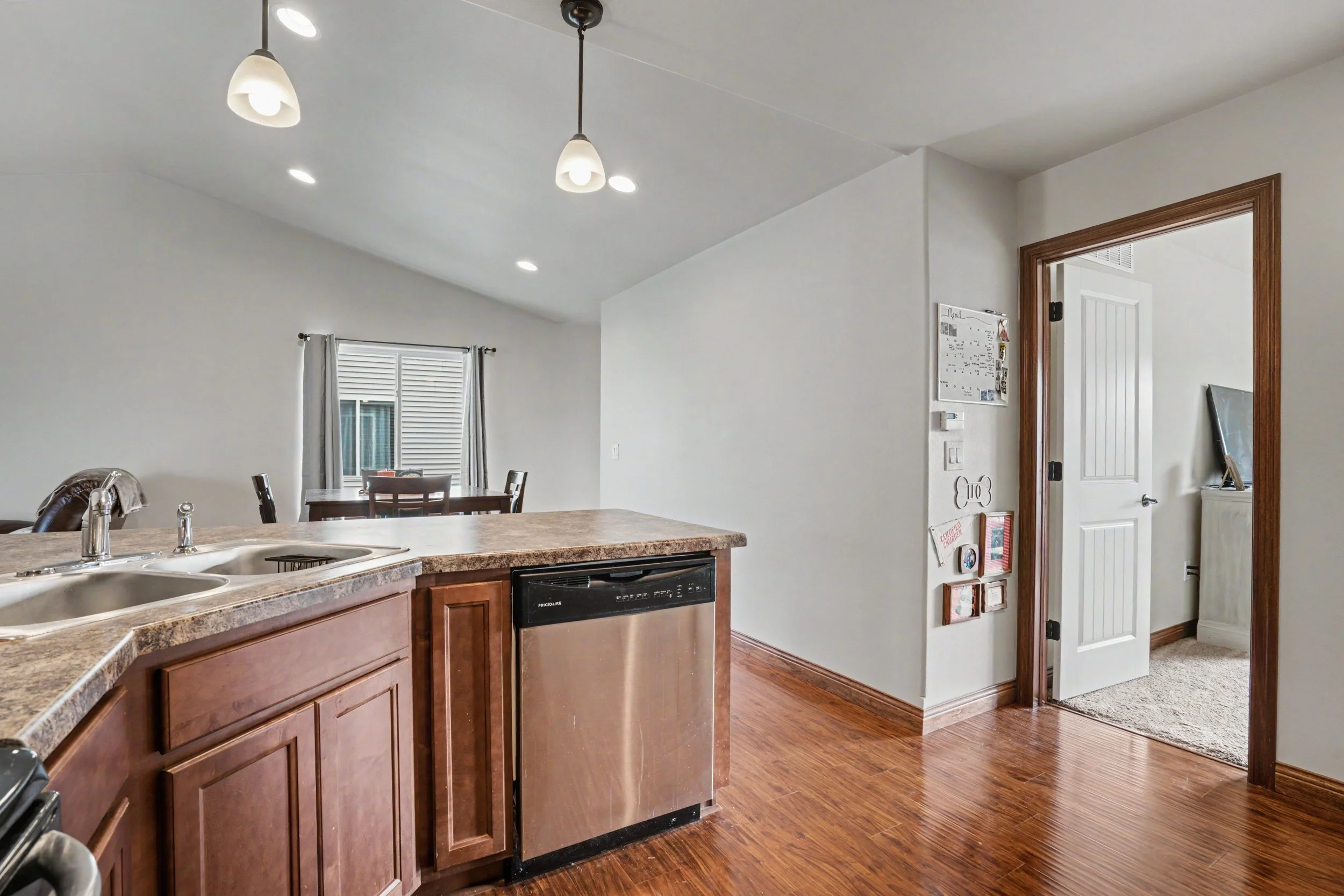 11-136_177_N_Park_Ridge_Rd.jpg