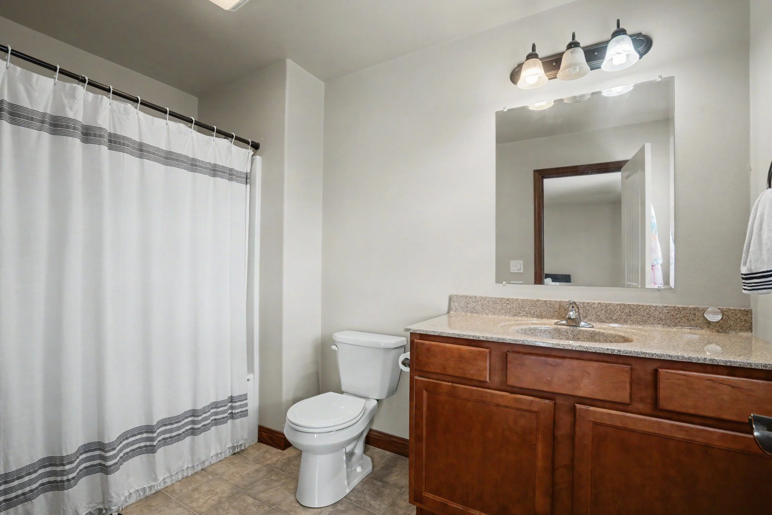 15-148_177_N_Park_Ridge_Rd.jpg