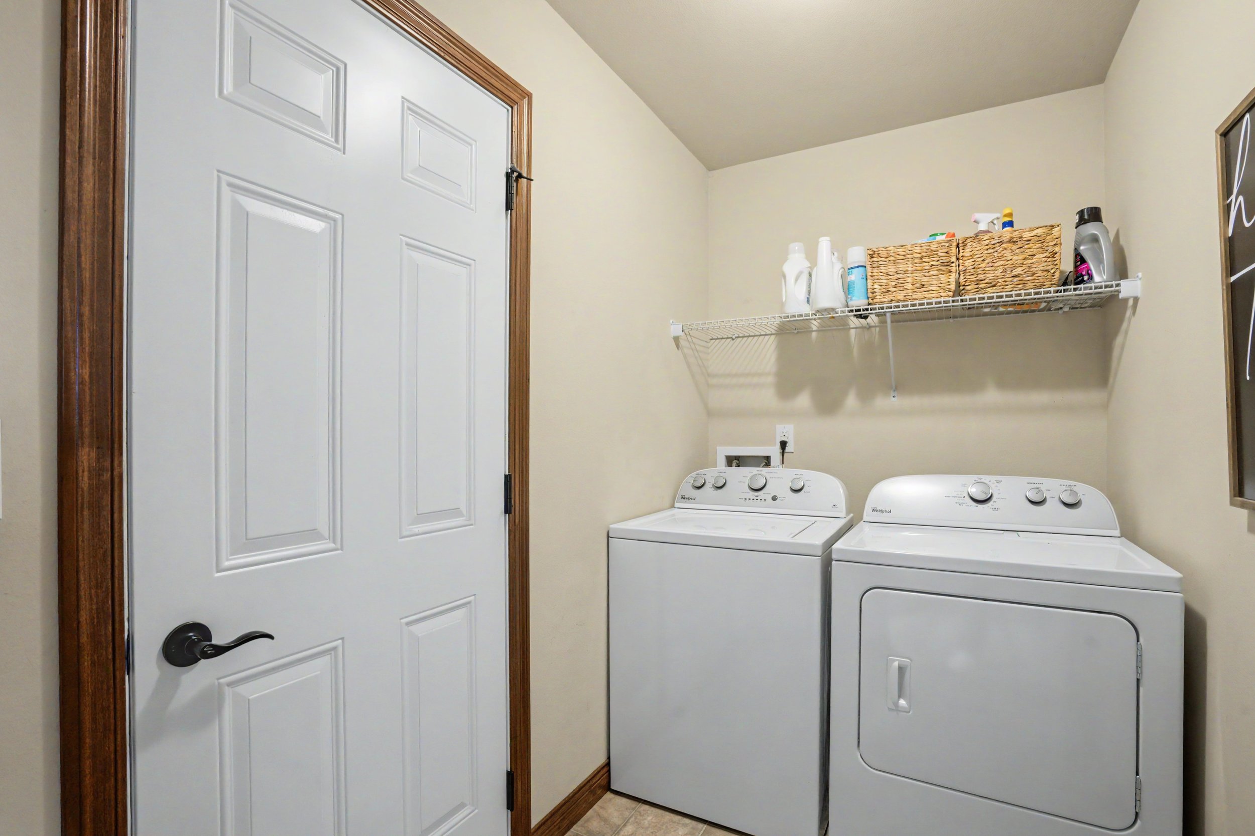 22-169_177_N_Park_Ridge_Rd.jpg