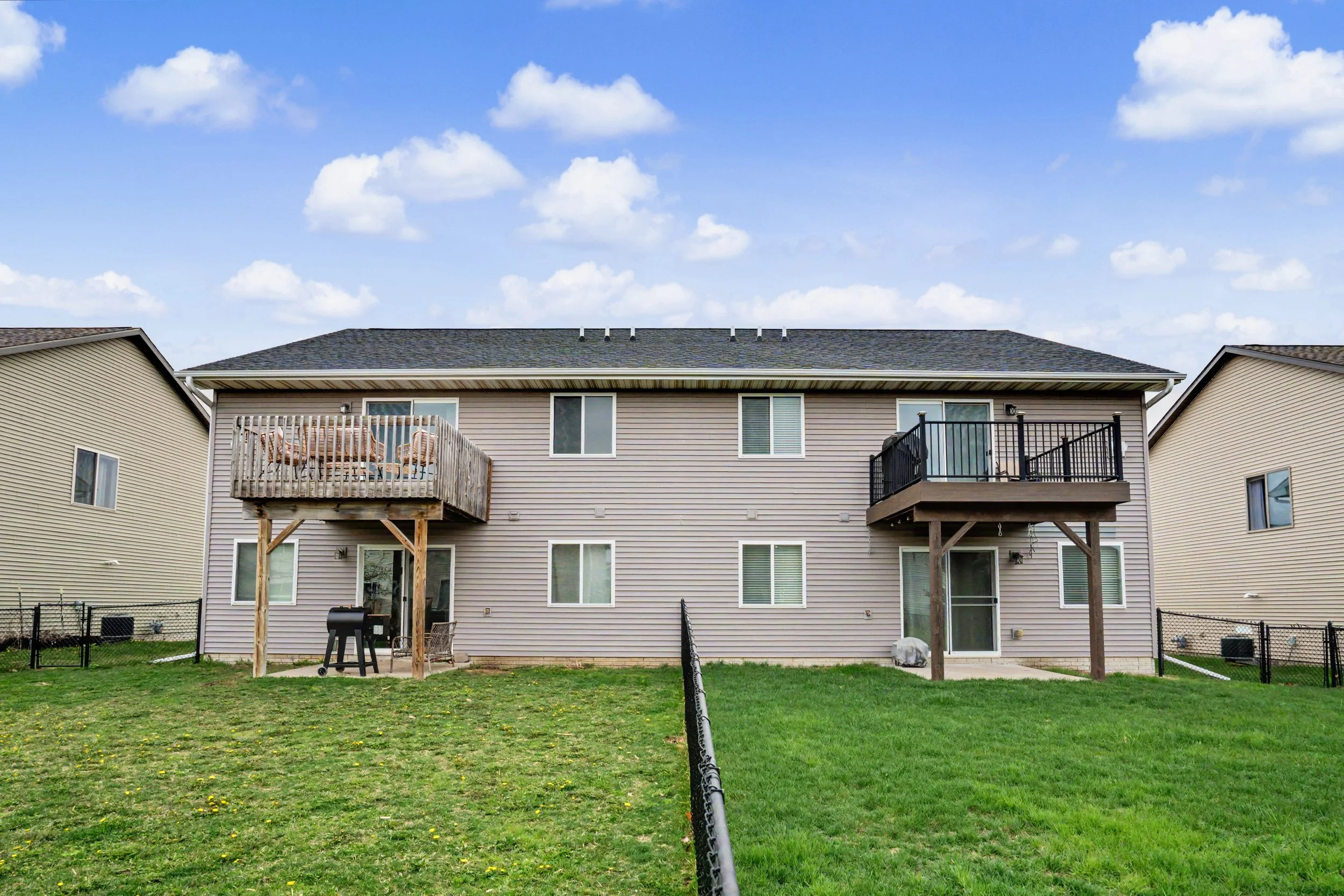 23-172_177_N_Park_Ridge_Rd.jpg