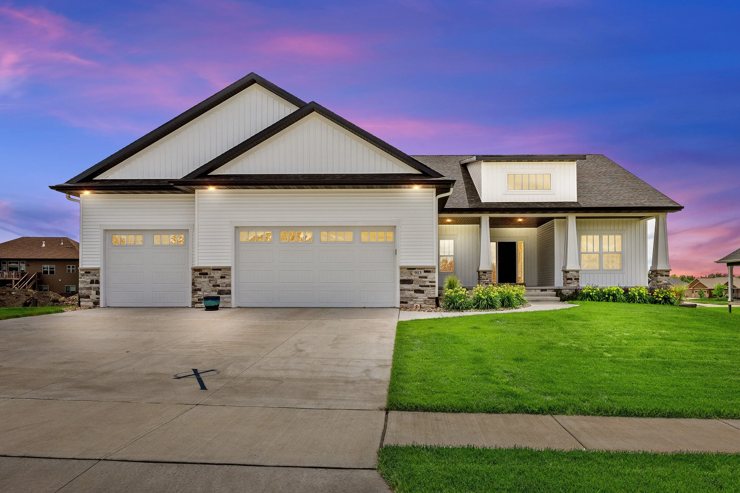 913 Hampshire Circle, Marion — Ole's 5 Star Realty, LLC