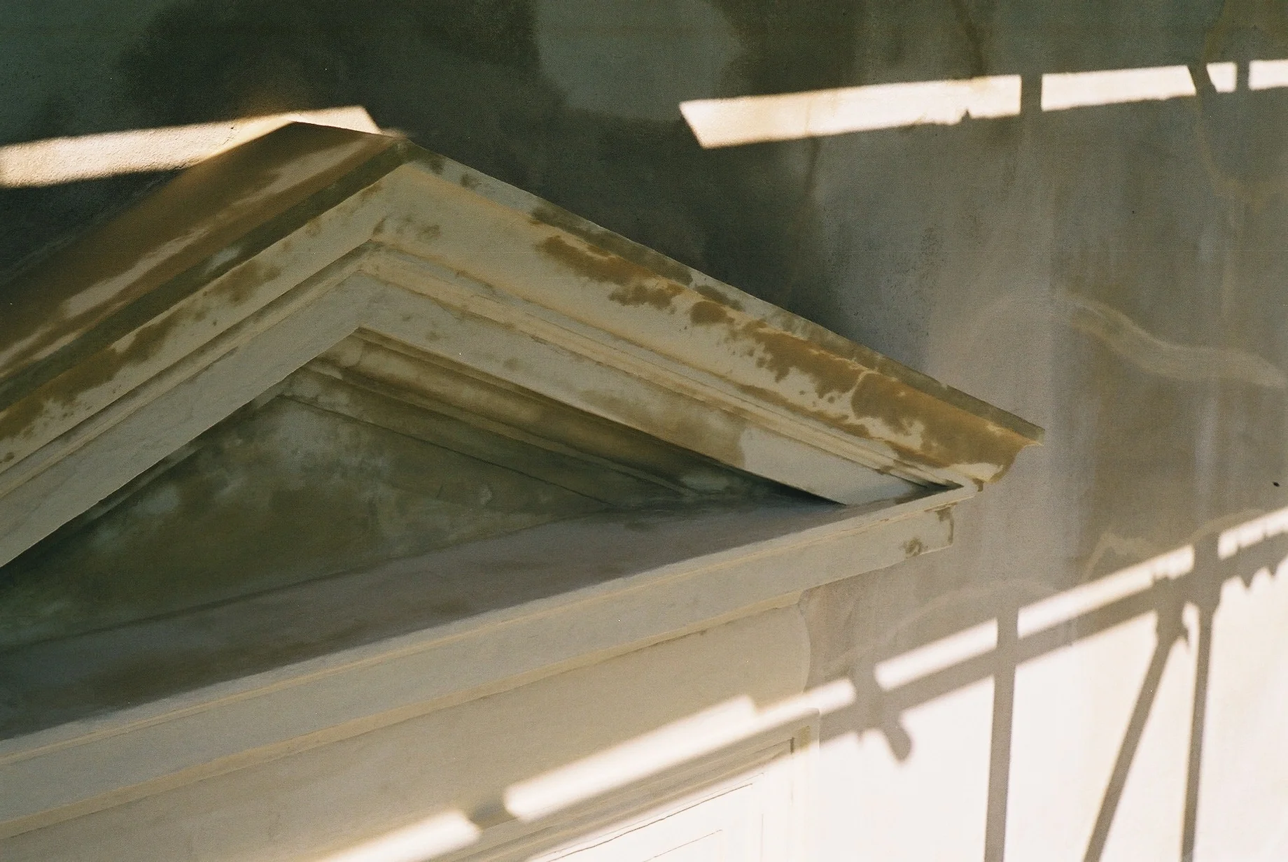 47 pediment3.jpg