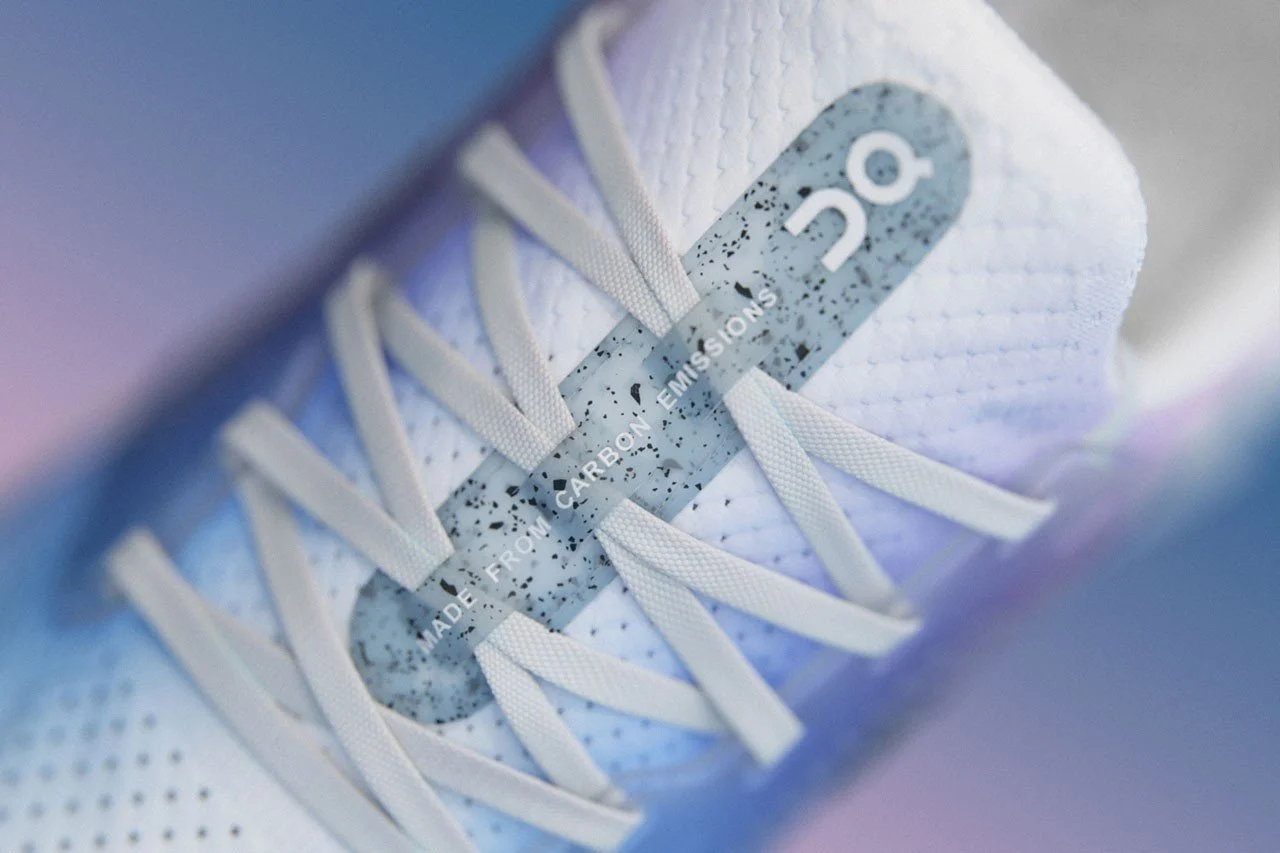 https___hypebeast.com_image_2022_09_on-first-ever-running-shoe-carbon-emmissions-2.jpg