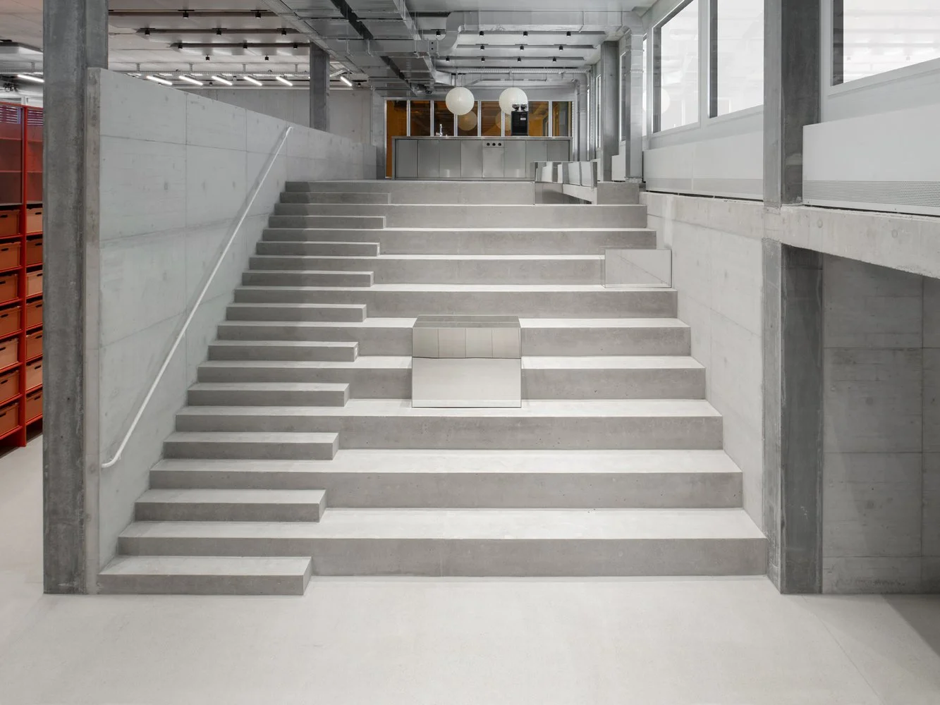 on-labs-new-globqal-headquarters-for-on-running-specific-generic_6.jpg