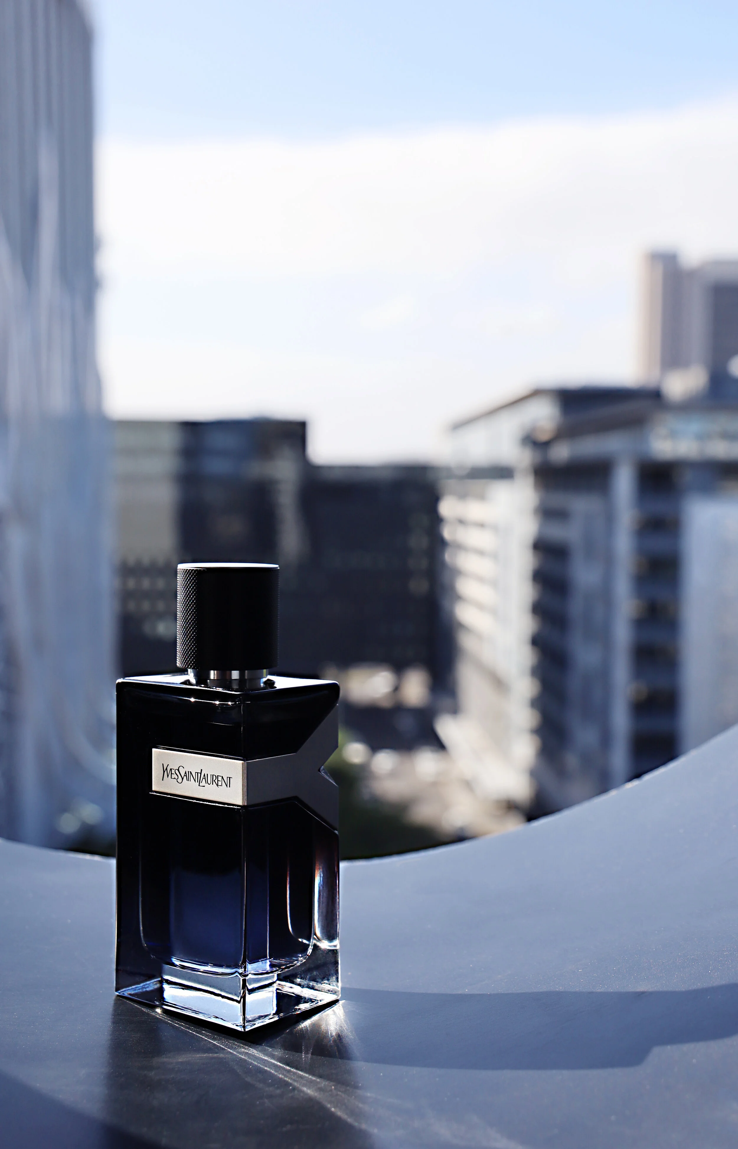 Crisp Aqua-Blue Fragrances For This Summer