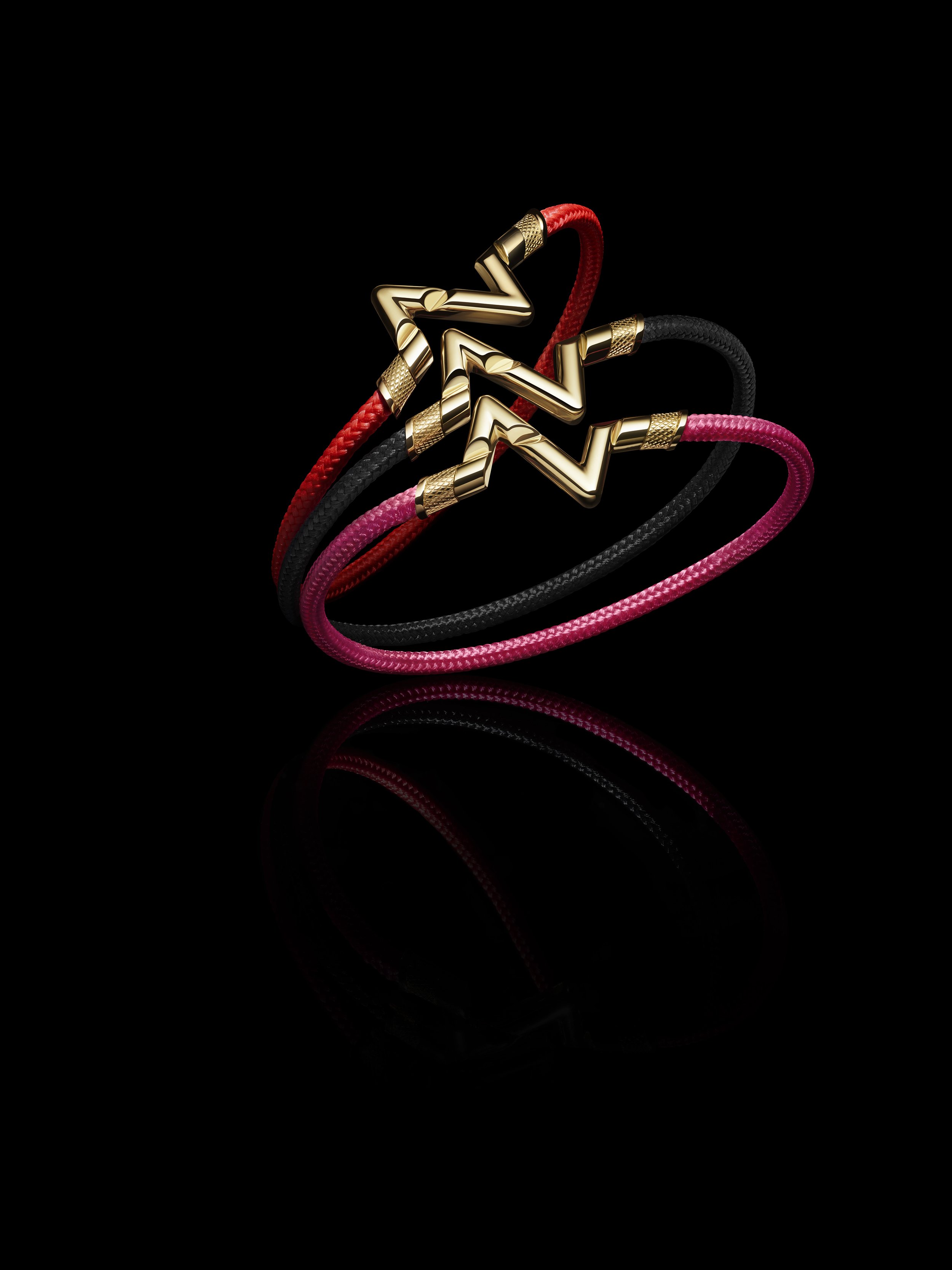 Louis Vuitton on X: Abstract movement. The Upside Down Play bracelet  exudes casual elegance, whose sharp lines of the LV initials enliven its  rhythmic pattern. Discover #LouisVuitton's new #LVVolt Fine Jewelry Campaign