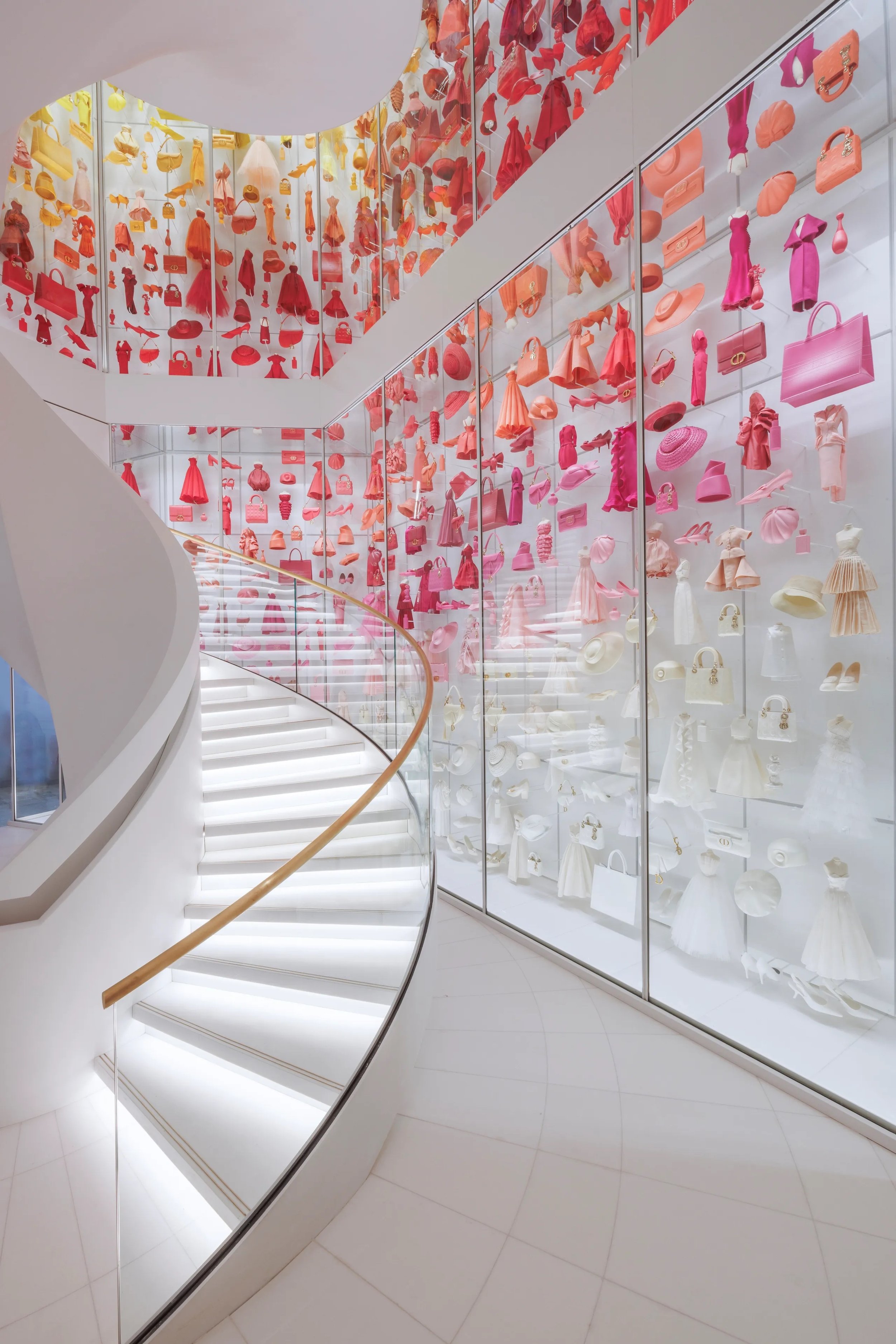 Dior's historic flagship at 30 Avenue Montaigne opens — Dossier Magazine