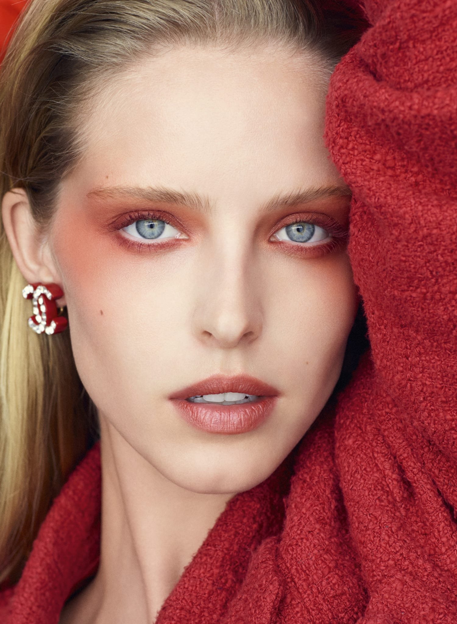 THE DEFINITION OF RED - Chanel 2023 — Dossier Magazine