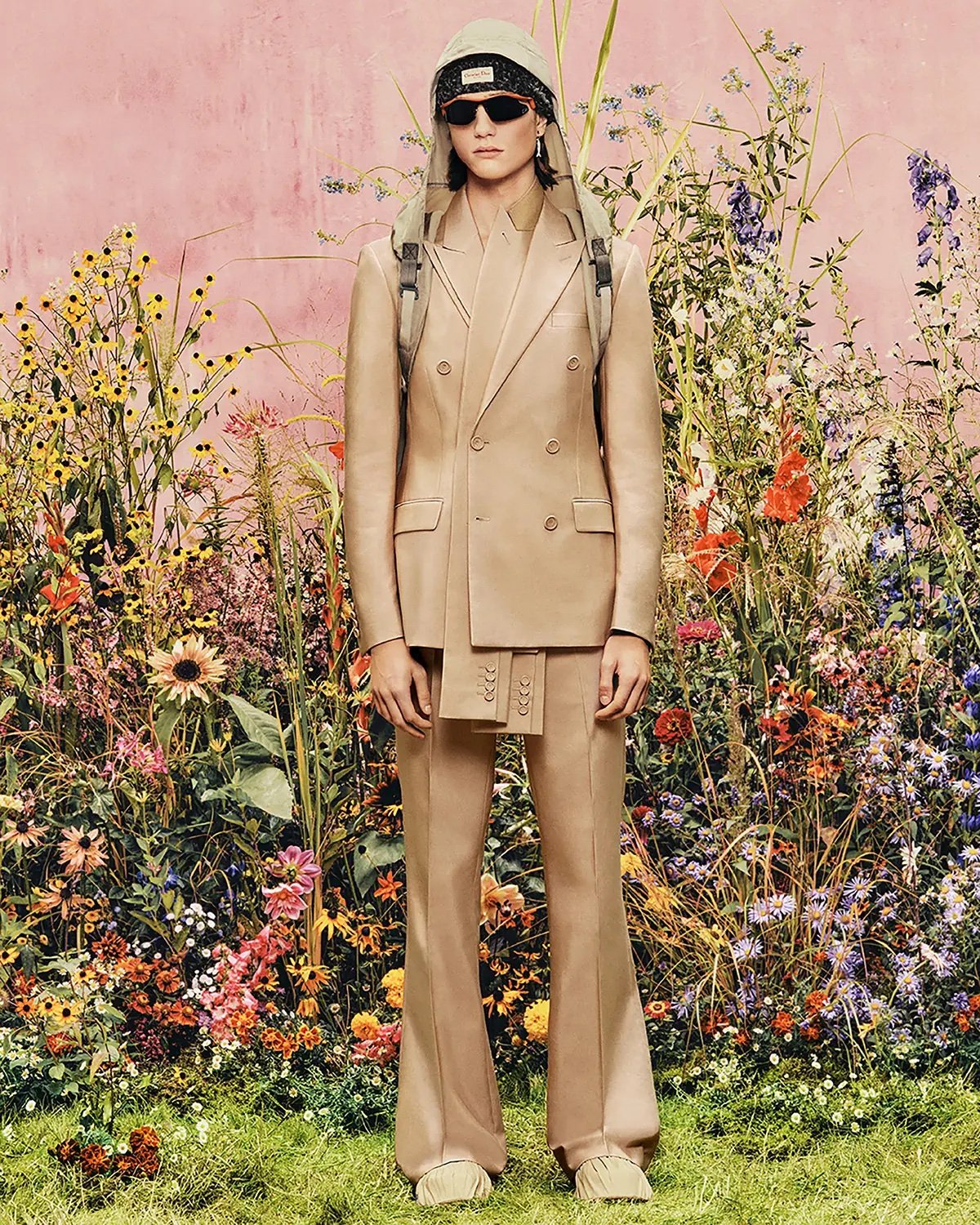 Dior-Men-Spring-Summer-2023-Campaign-12.jpeg