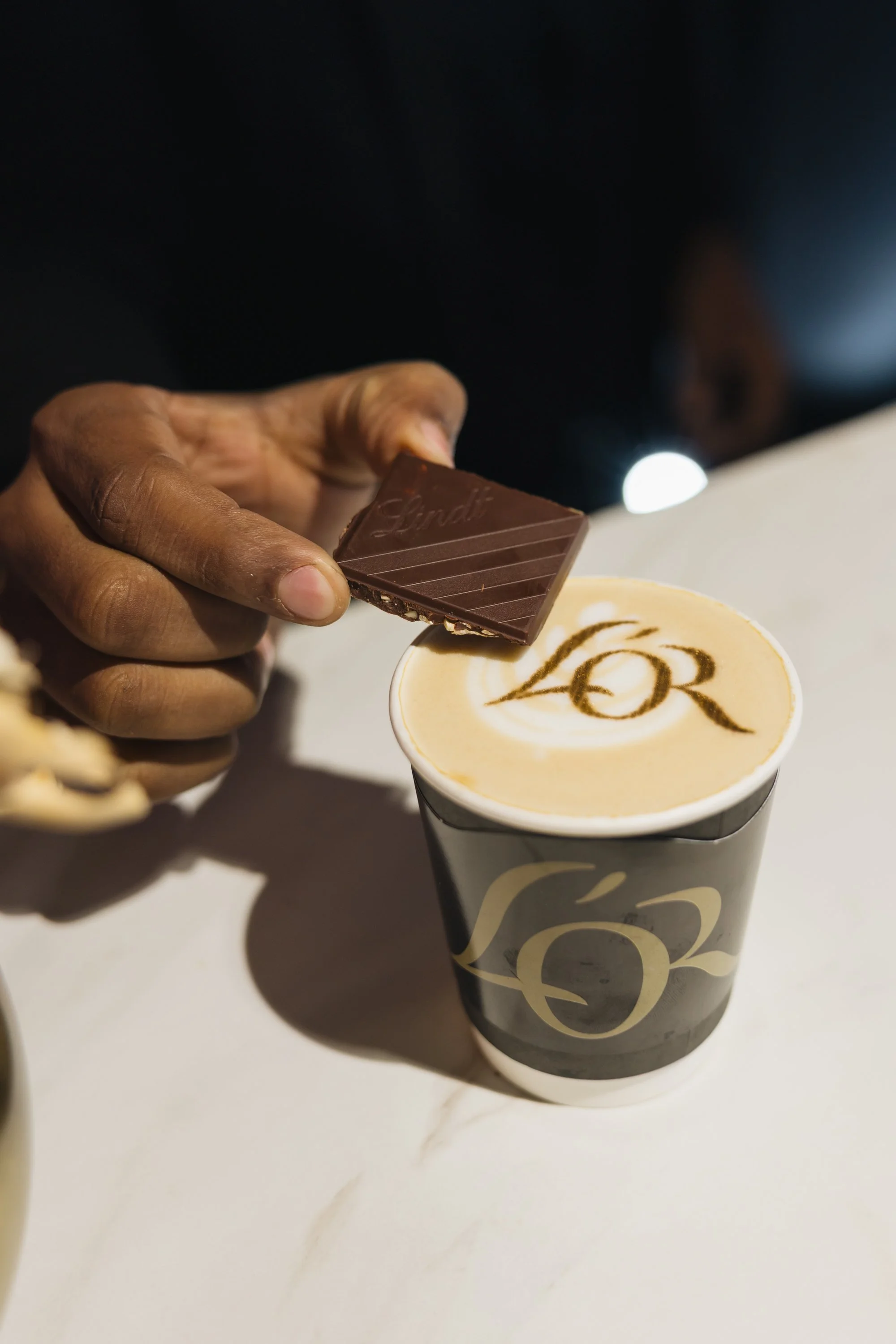 L'Or Previews-21.jpg