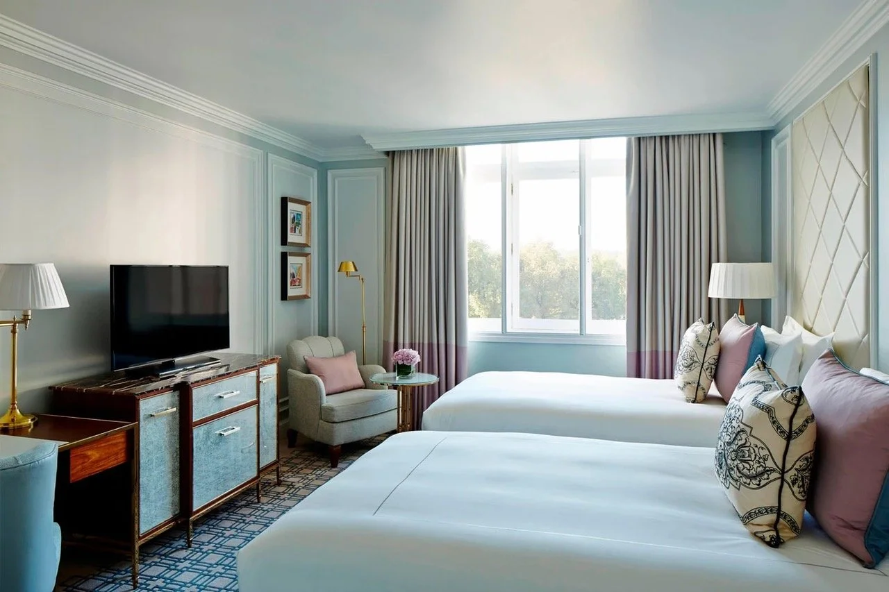 lonpl-guestroom-0117-hor-clsc.jpeg