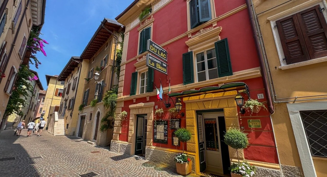 Hotel du Lac Front.jpeg