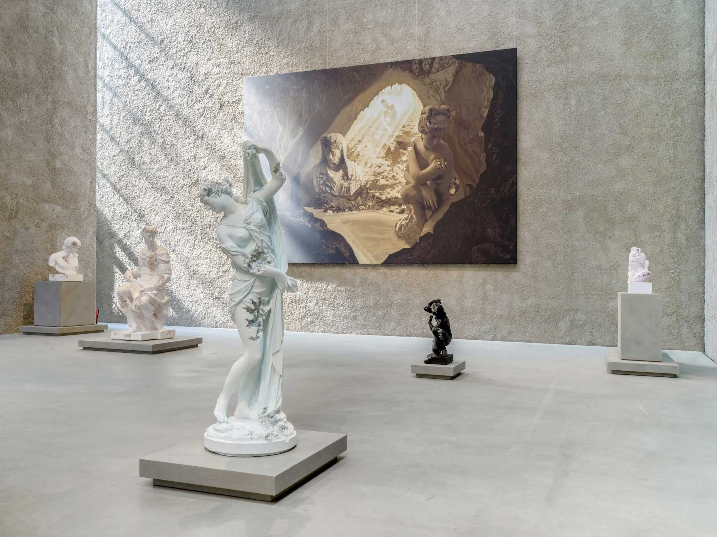 ignant-art-daniel-arsham-unearthed-07-2880x2158.jpg