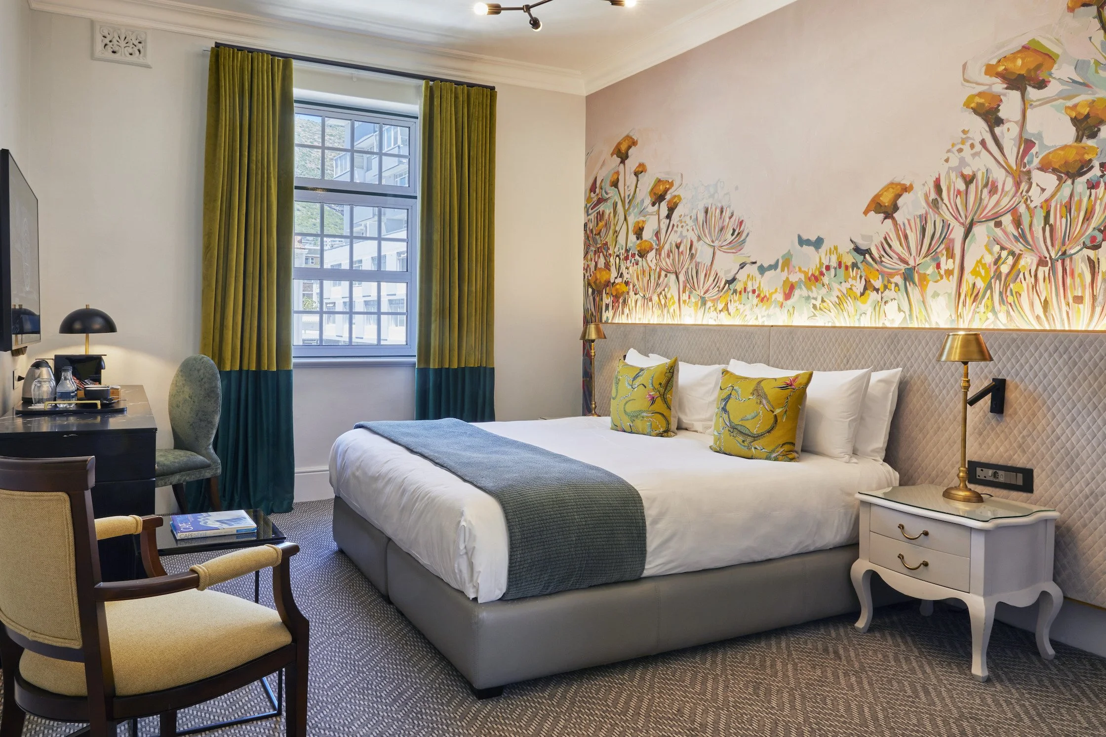 Winchester Classic Room 1.jpg