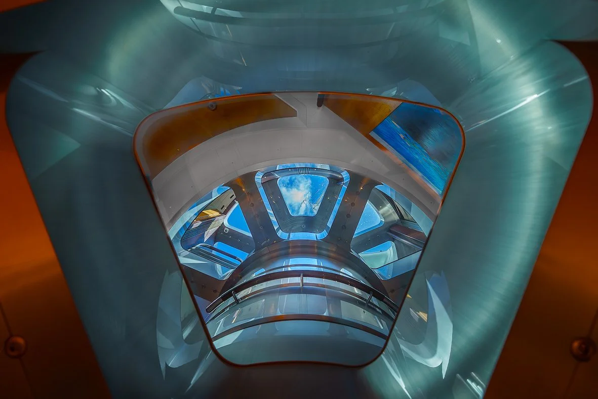 Jumeirah Maltese Falcon_Interior_Underwater Observation Lounge_Feature3.jpg